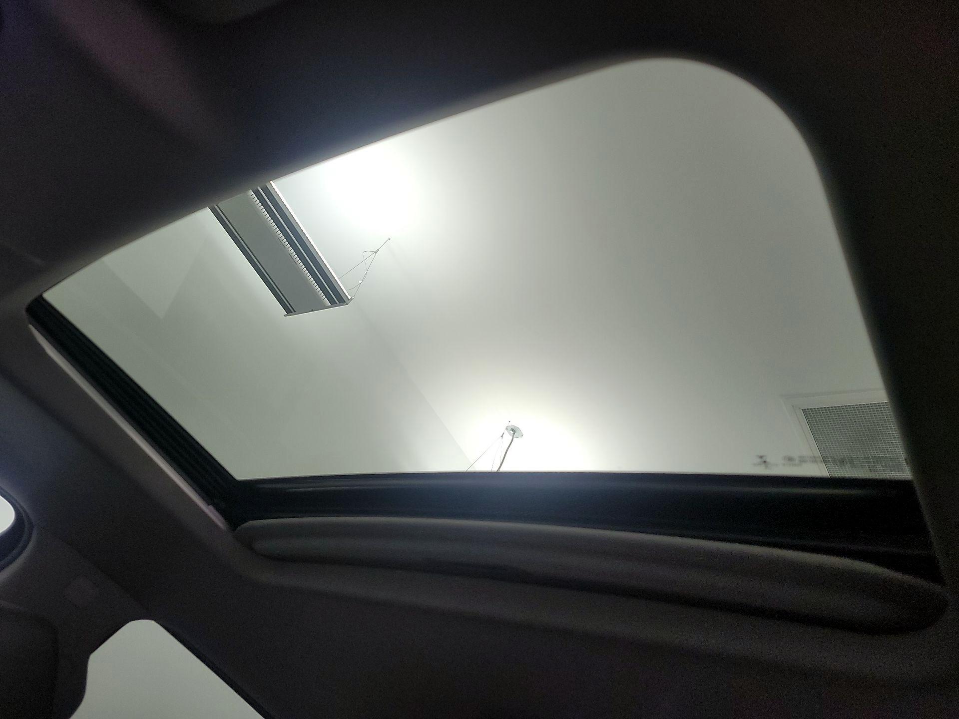 Thumbnail: 2020 Chevrolet Silverado 1500 - 19