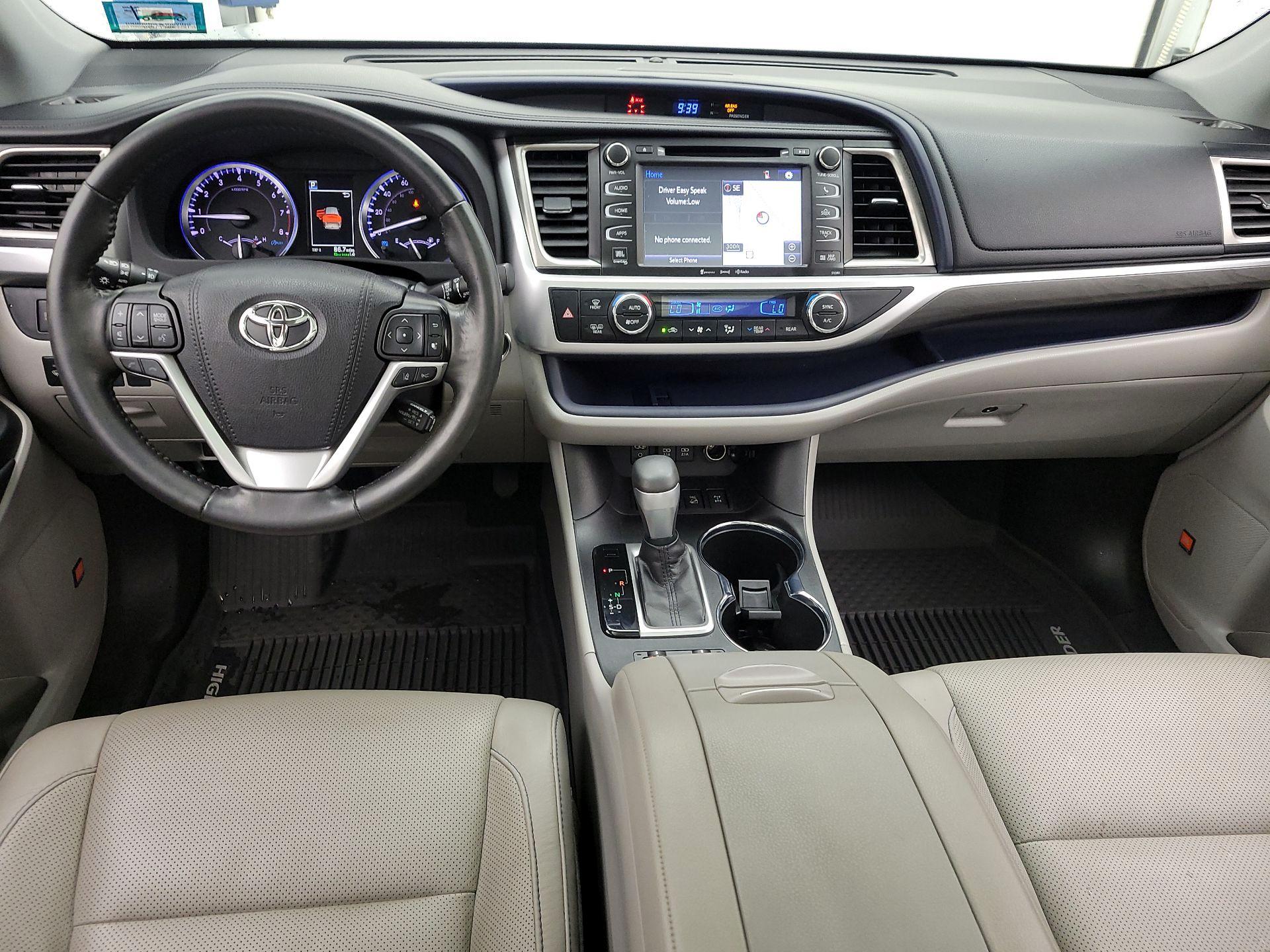 Thumbnail: 2019 Toyota Highlander - 9