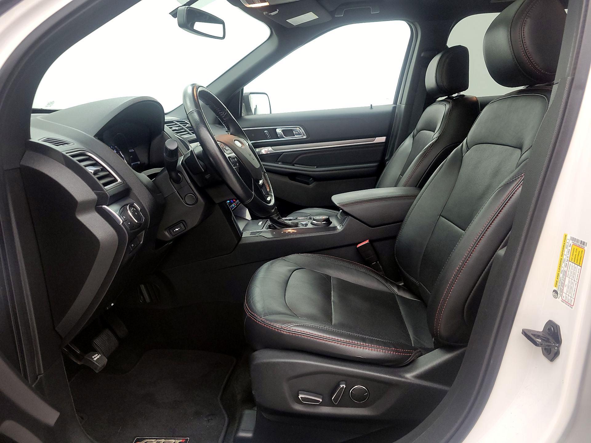 Thumbnail: 2017 Ford Explorer - 11