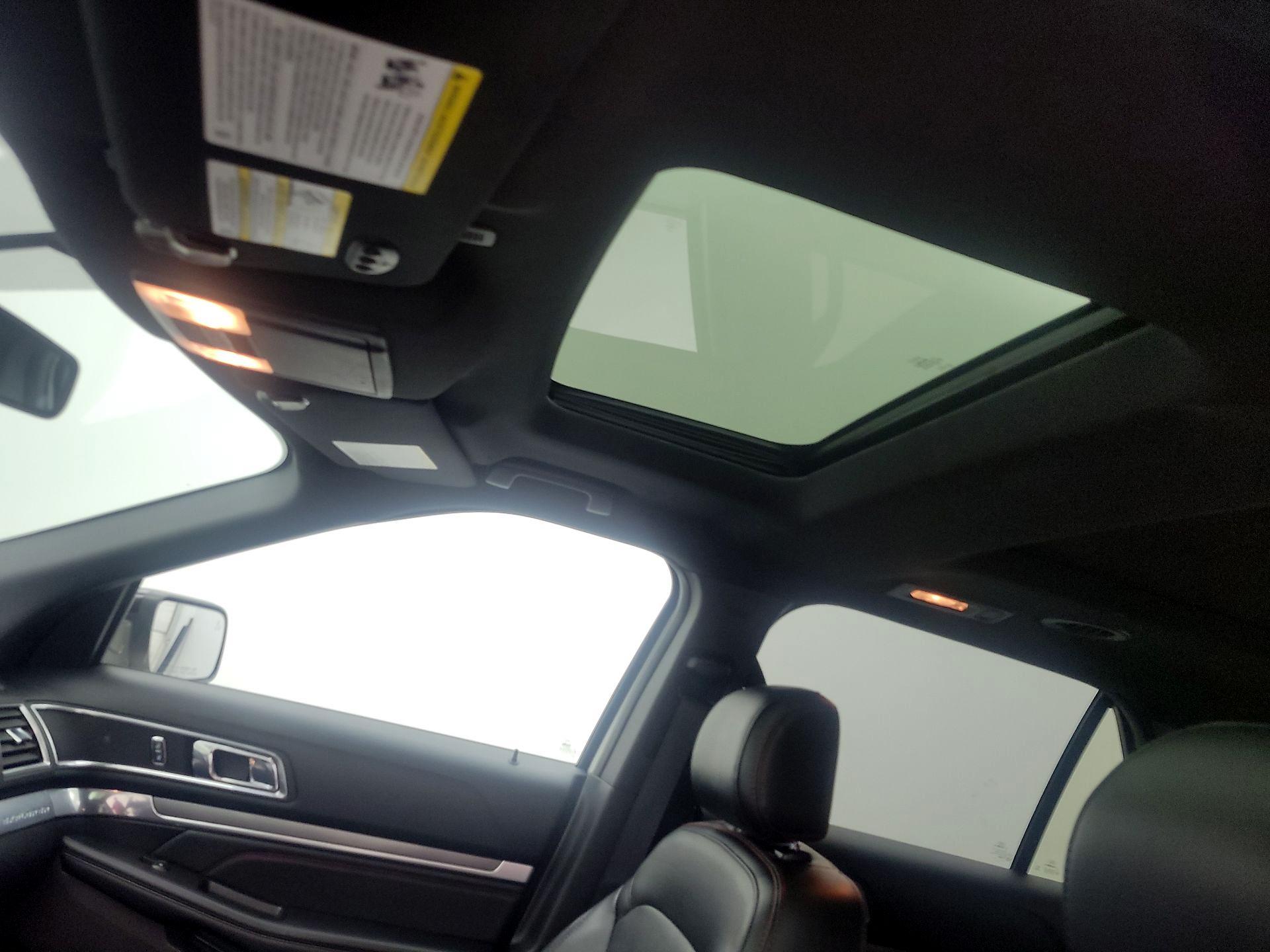 Thumbnail: 2017 Ford Explorer - 18