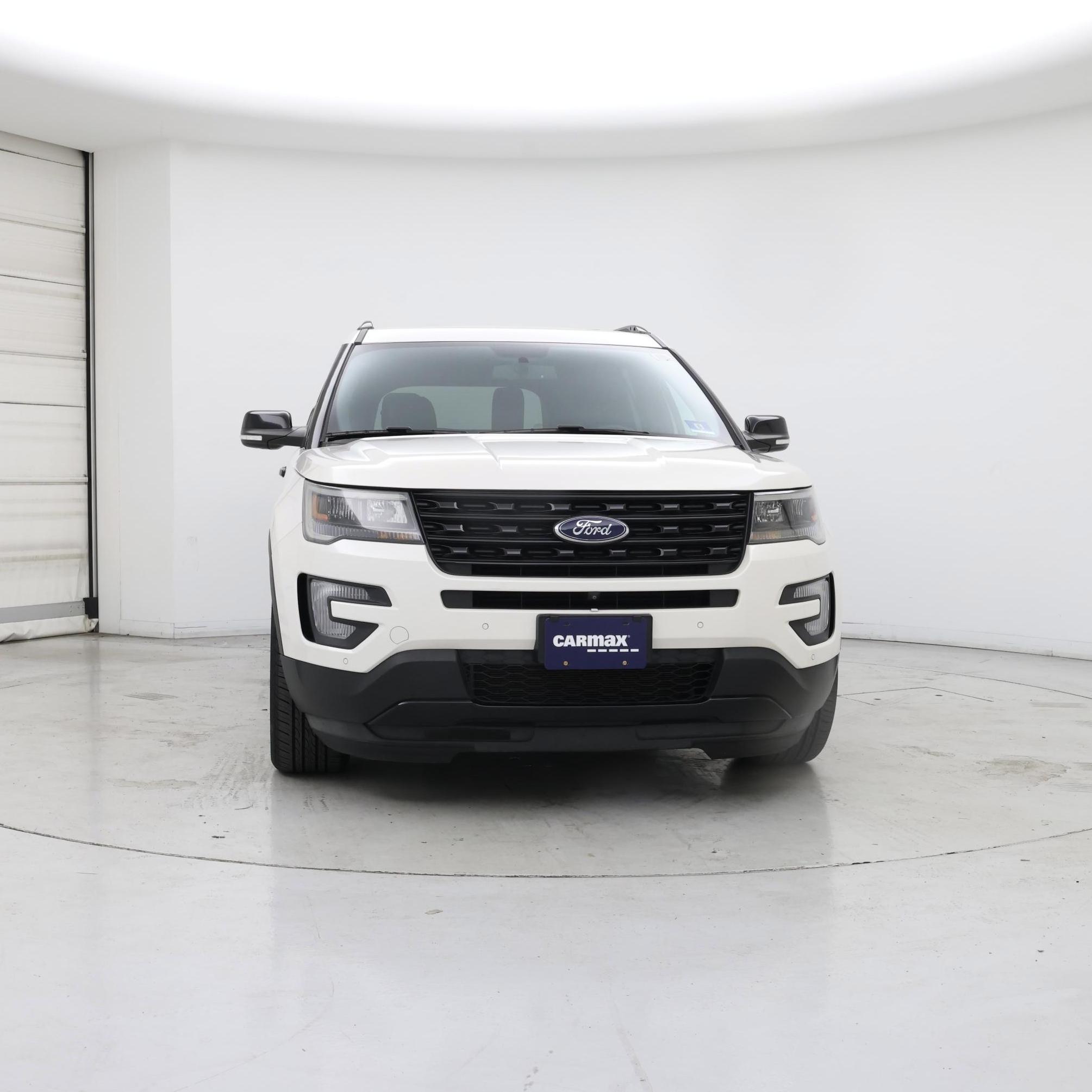 Thumbnail: 2017 Ford Explorer - 5