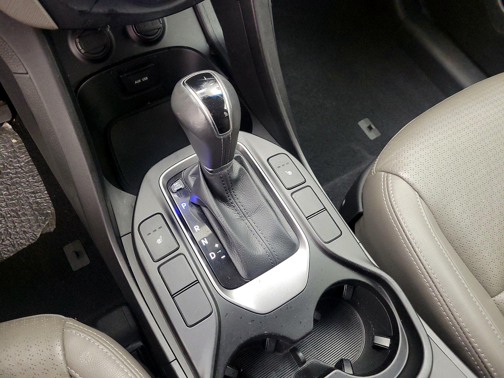 Thumbnail: 2014 Hyundai Santa Fe - 17