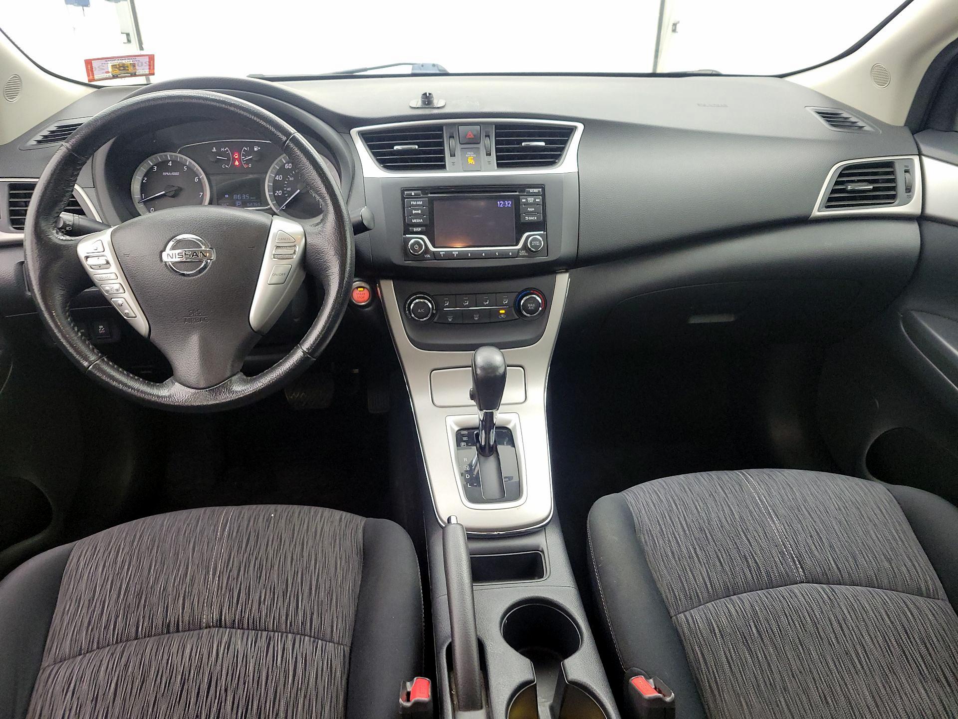 Thumbnail: 2015 Nissan Sentra - 9