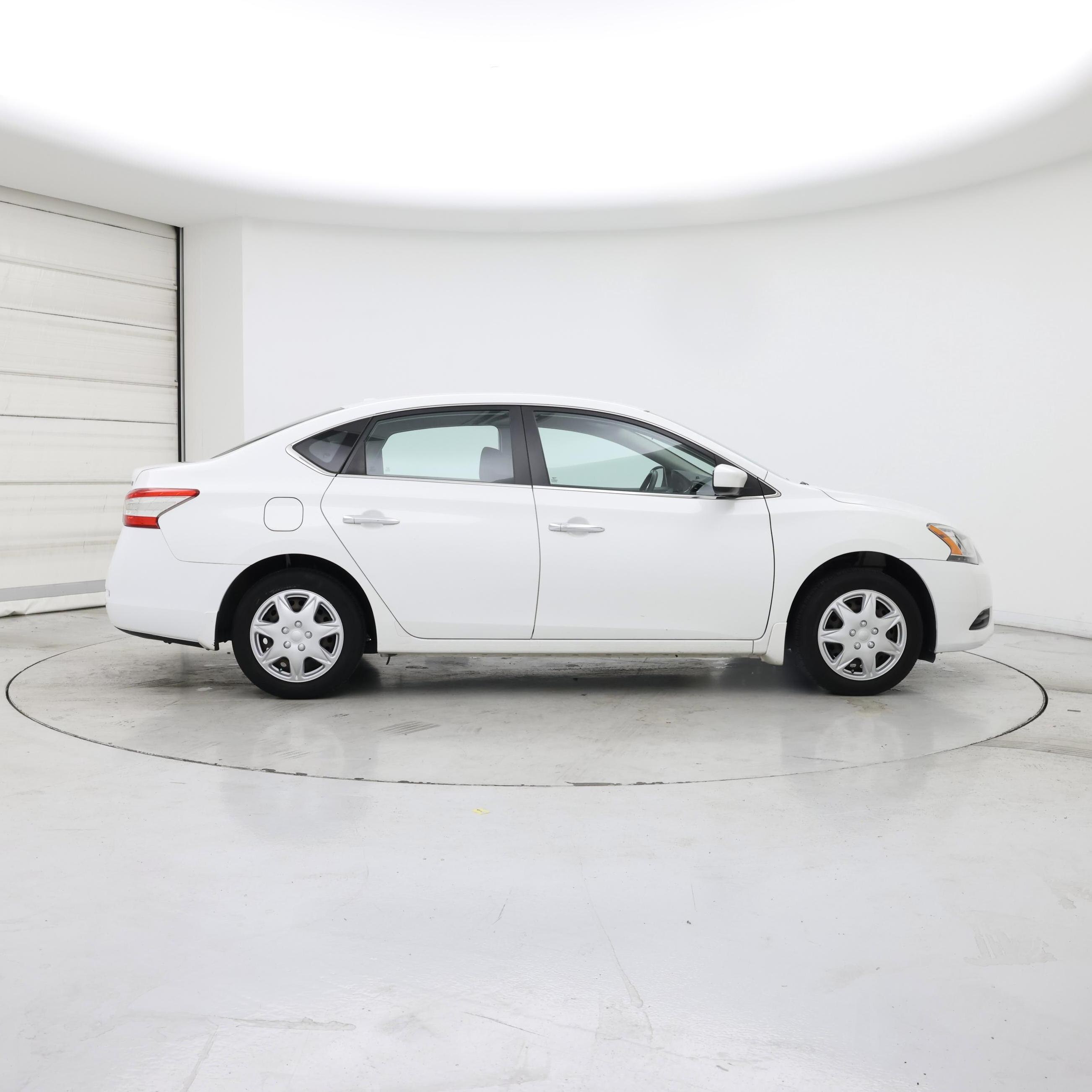 Thumbnail: 2015 Nissan Sentra - 7