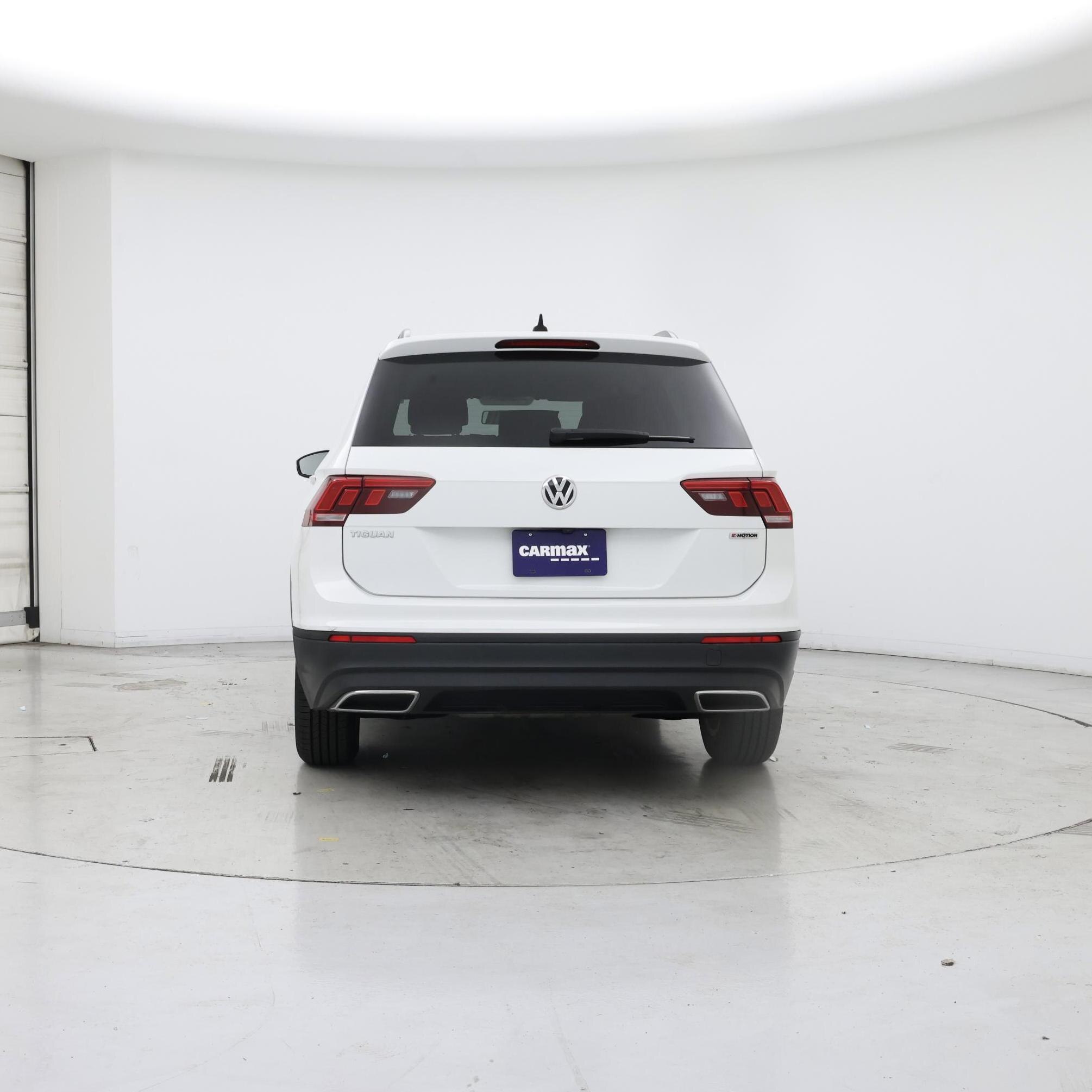Thumbnail: 2020 Volkswagen Tiguan - 6