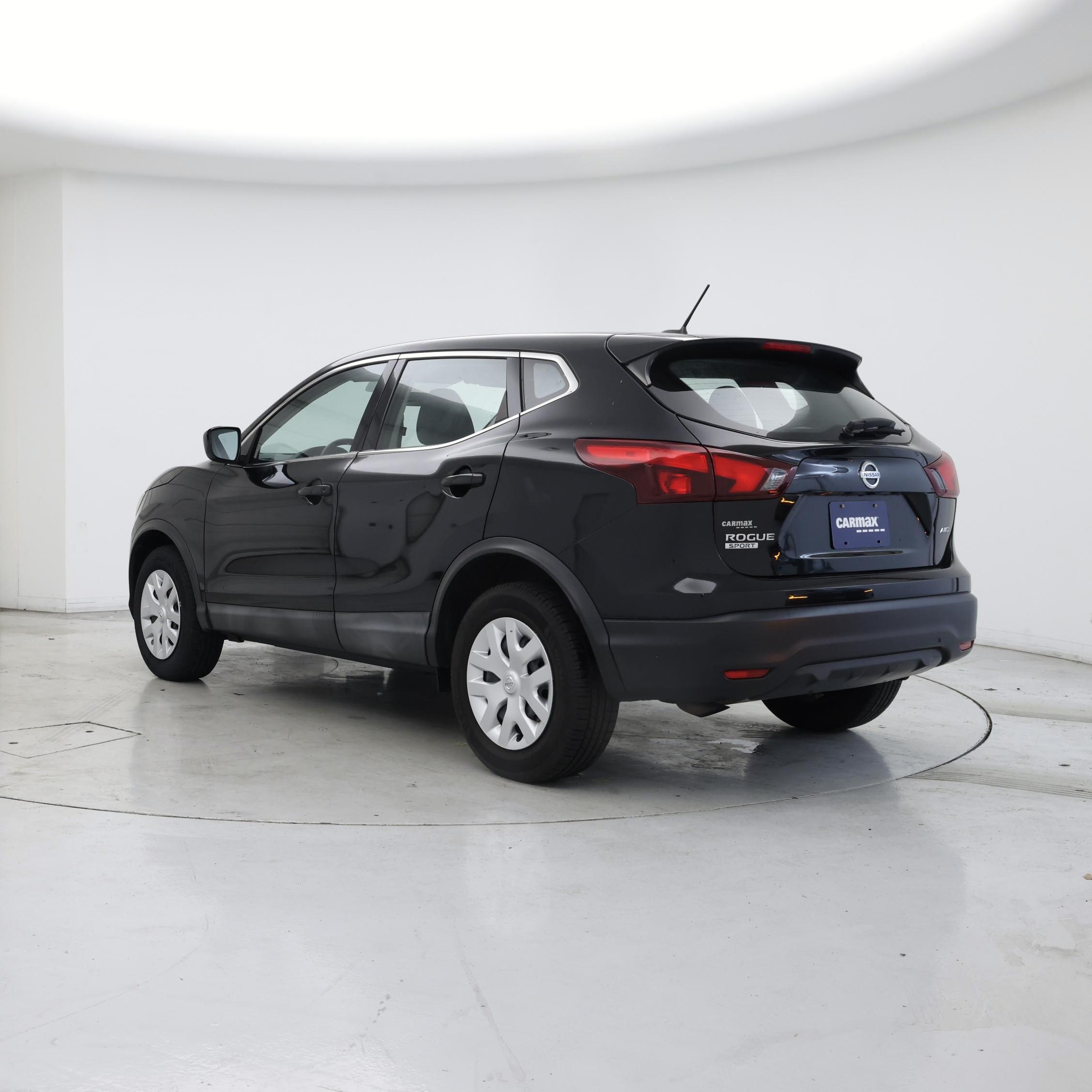 Thumbnail: 2019 Nissan Rogue Sport - 2