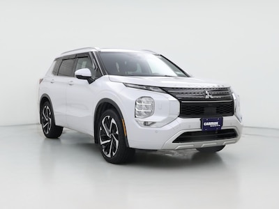 White 2022 Mitsubishi Outlander SEL Launch Edition