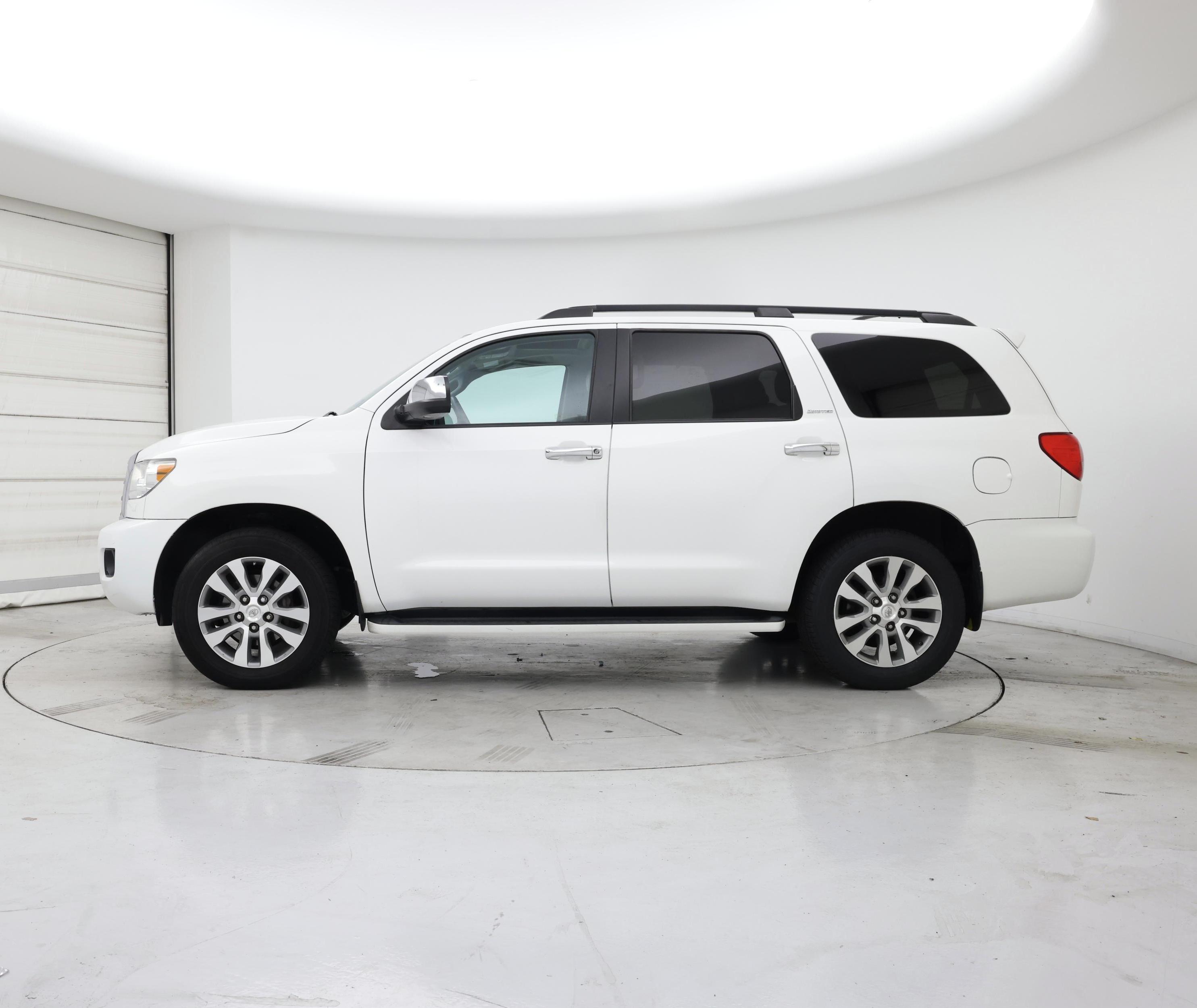Thumbnail: 2016 Toyota Sequoia - 2