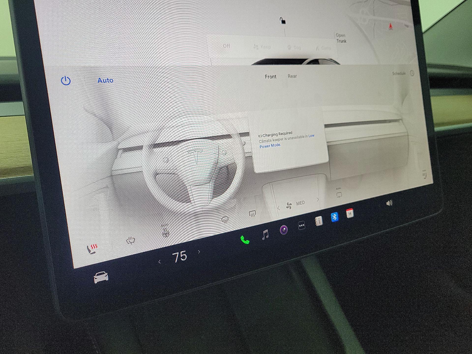 Thumbnail: 2022 Tesla Model 3 - 15