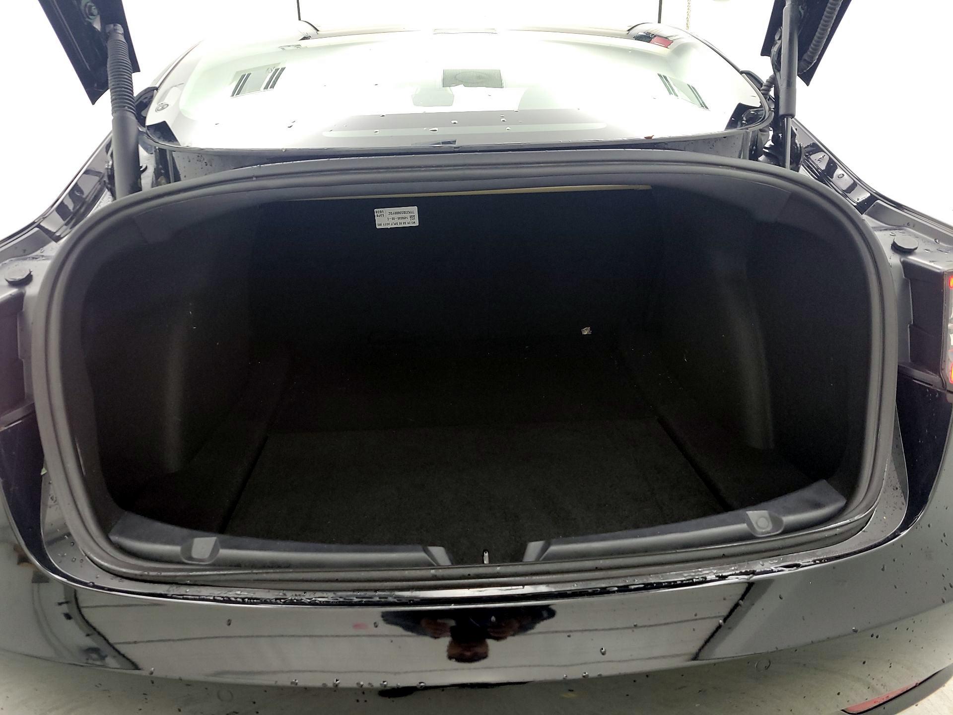 Thumbnail: 2022 Tesla Model 3 - 19