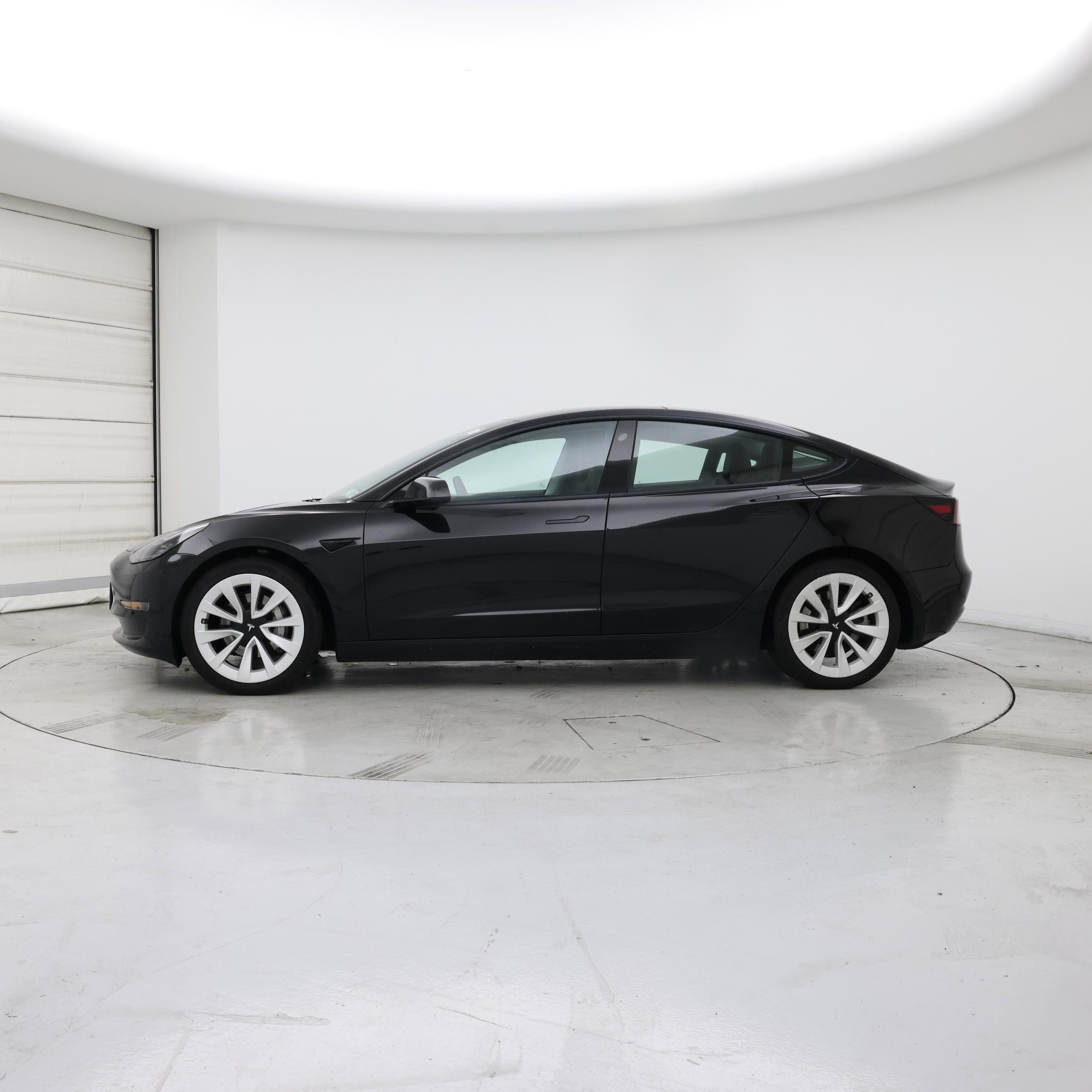 Thumbnail: 2022 Tesla Model 3 - 3