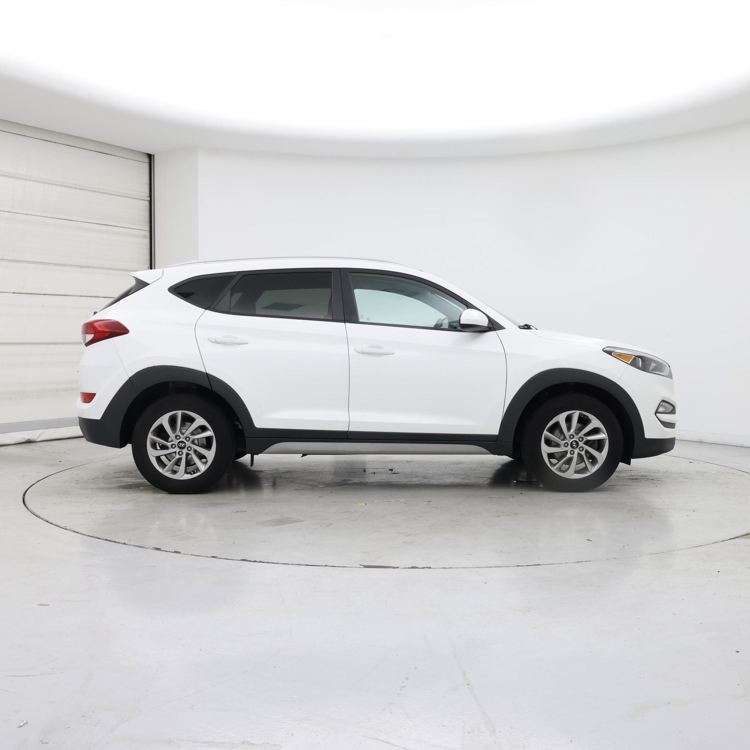 Thumbnail: 2018 Hyundai Tucson - 7