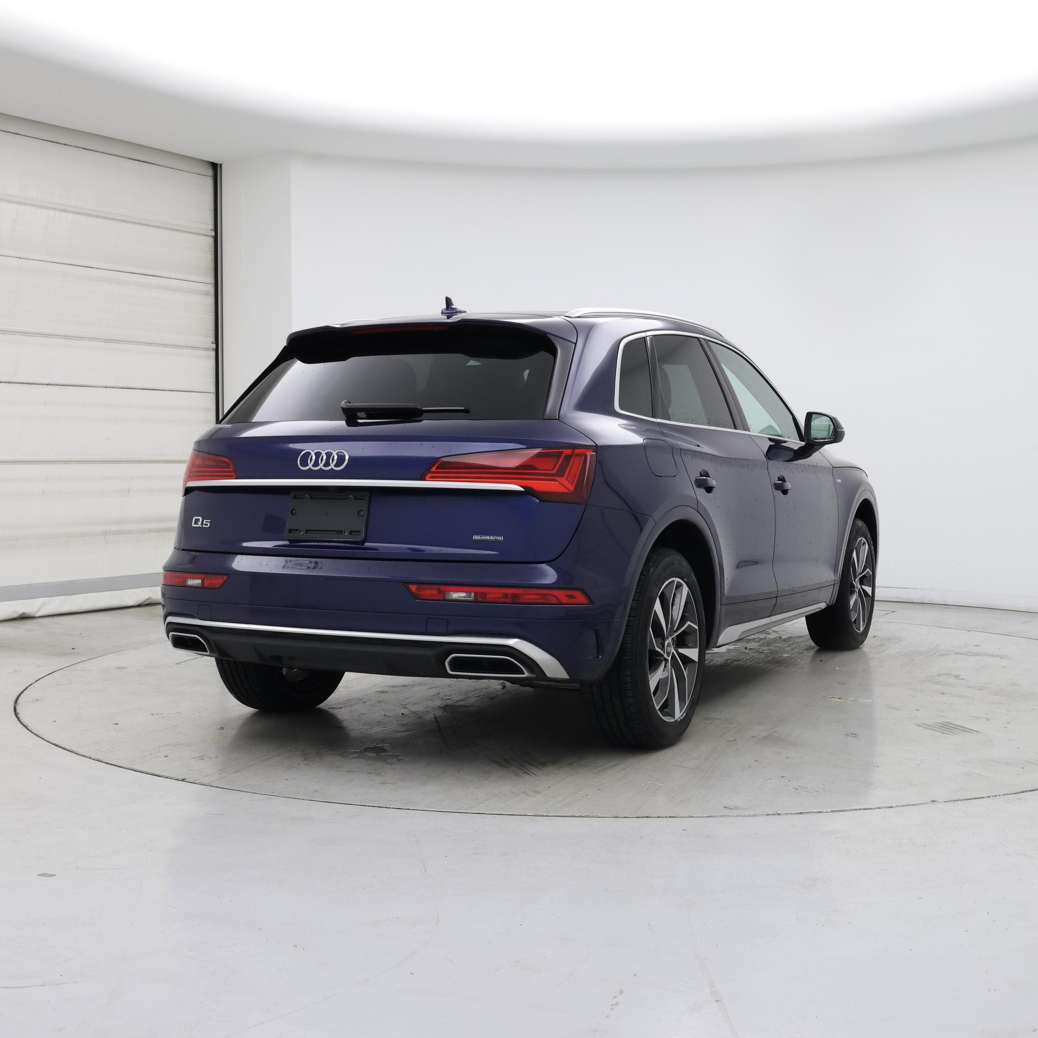Thumbnail: 2022 Audi Q5 - 8