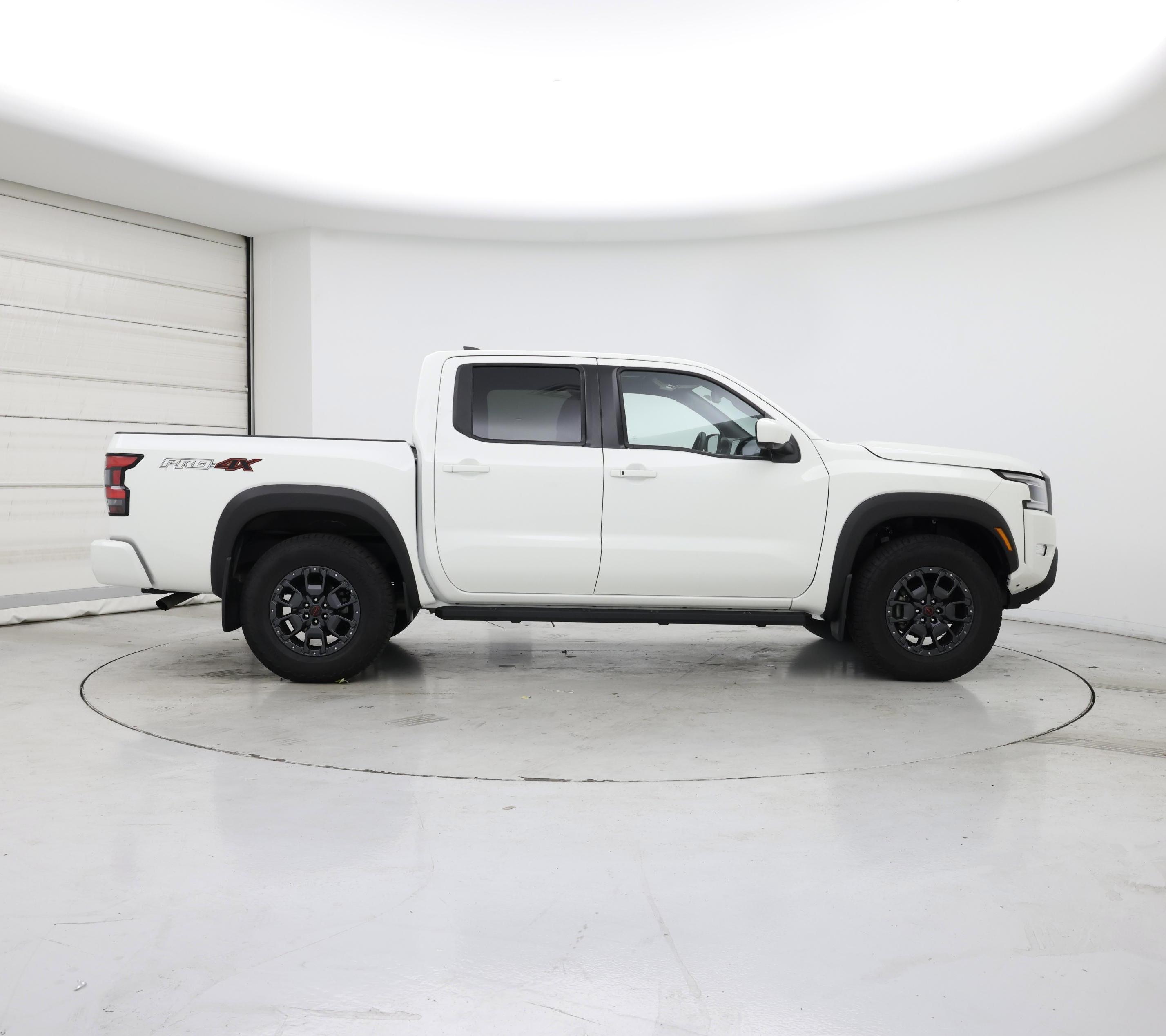 Thumbnail: 2024 Nissan Frontier - 7