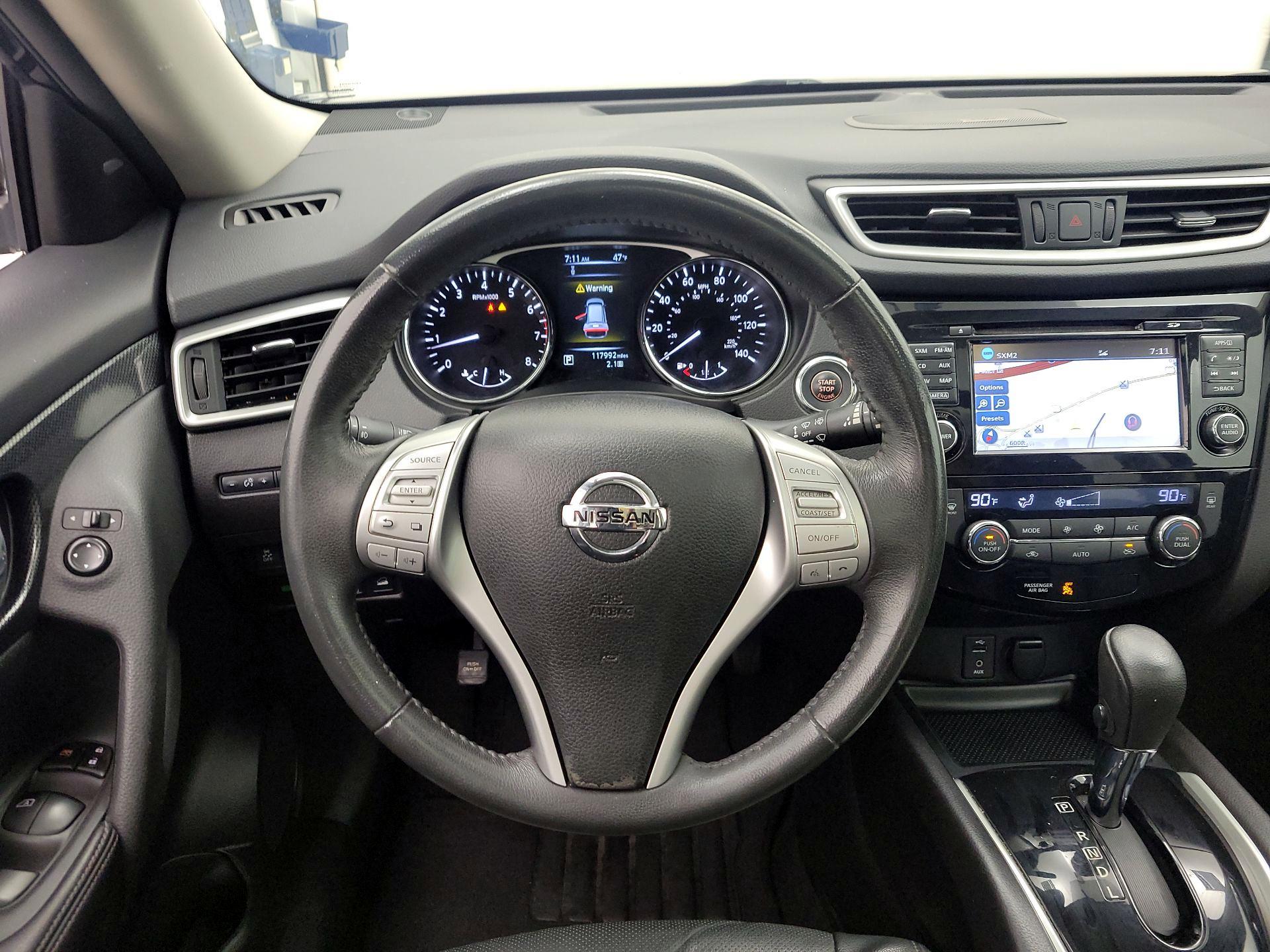 Thumbnail: 2016 Nissan Rogue - 10