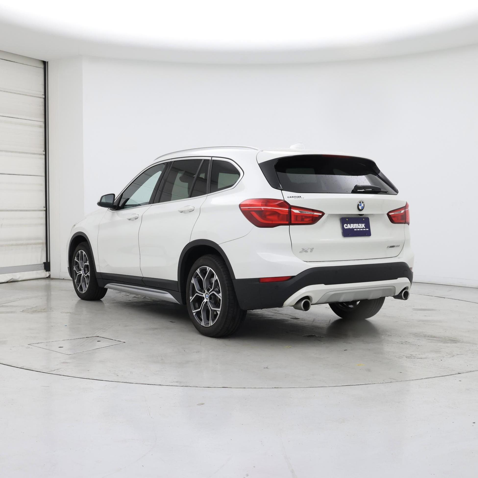 Thumbnail: 2022 BMW X1 - 2