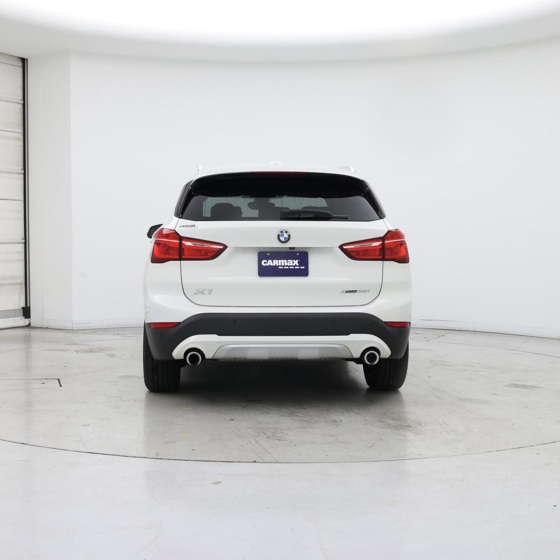 Thumbnail: 2022 BMW X1 - 6
