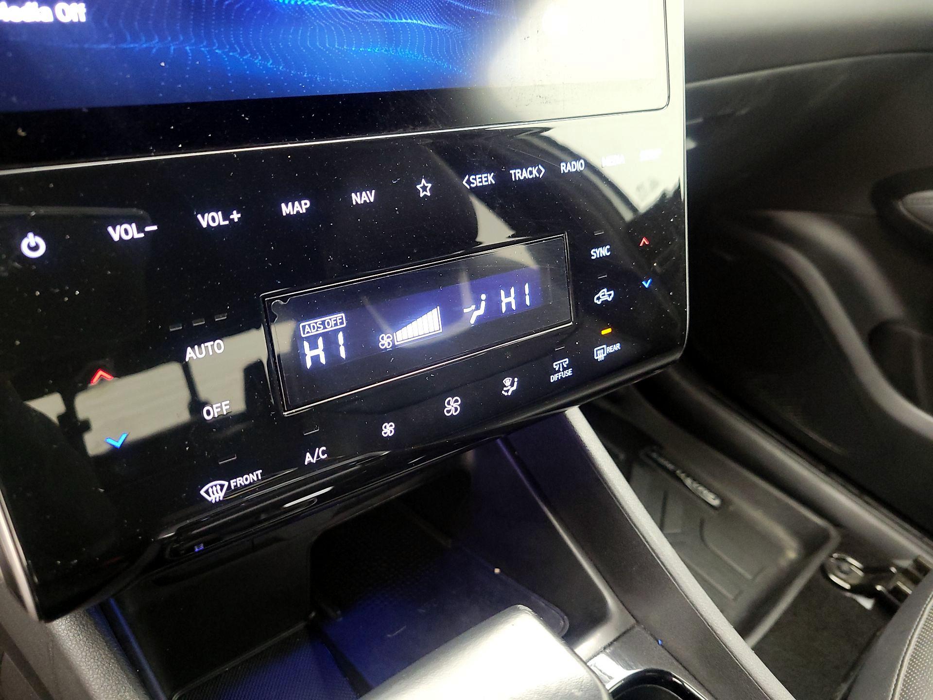 Thumbnail: 2022 Hyundai Santa Cruz - 17