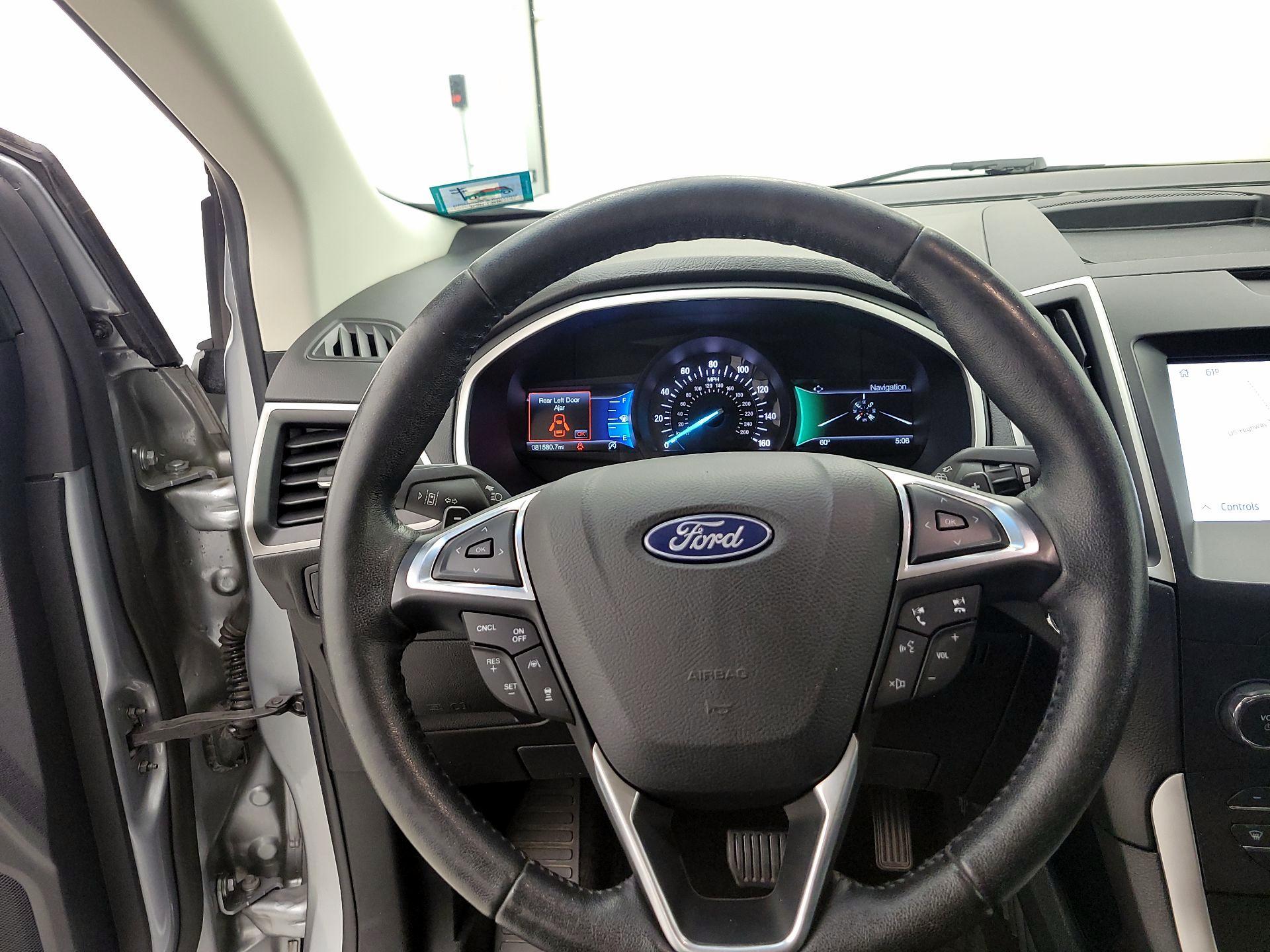 Thumbnail: 2020 Ford Edge - 10