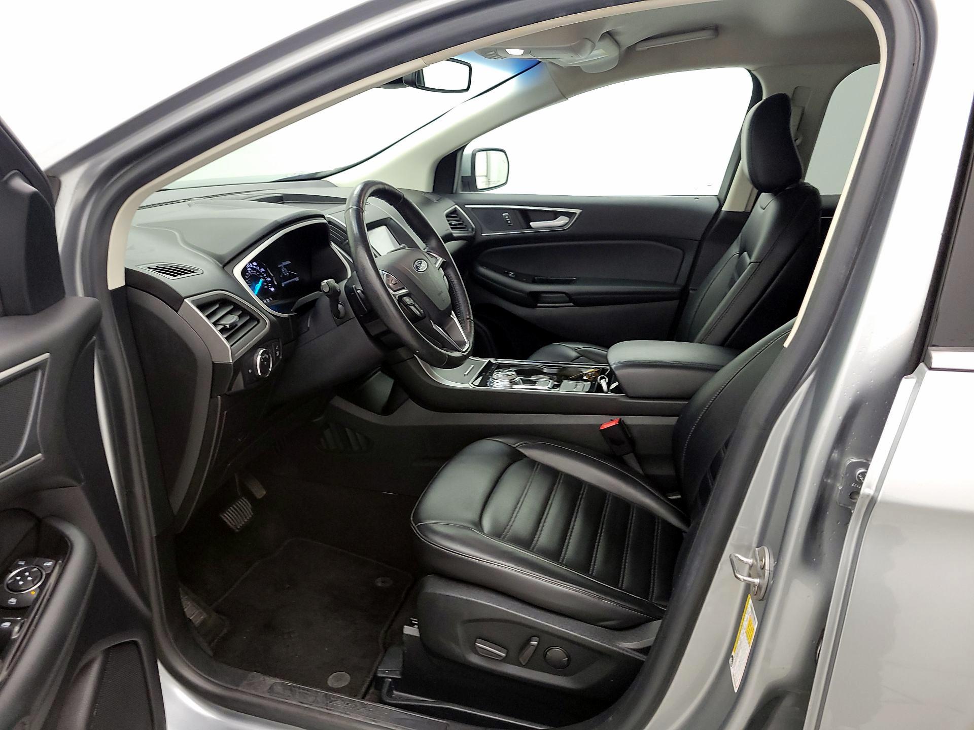 Thumbnail: 2020 Ford Edge - 11