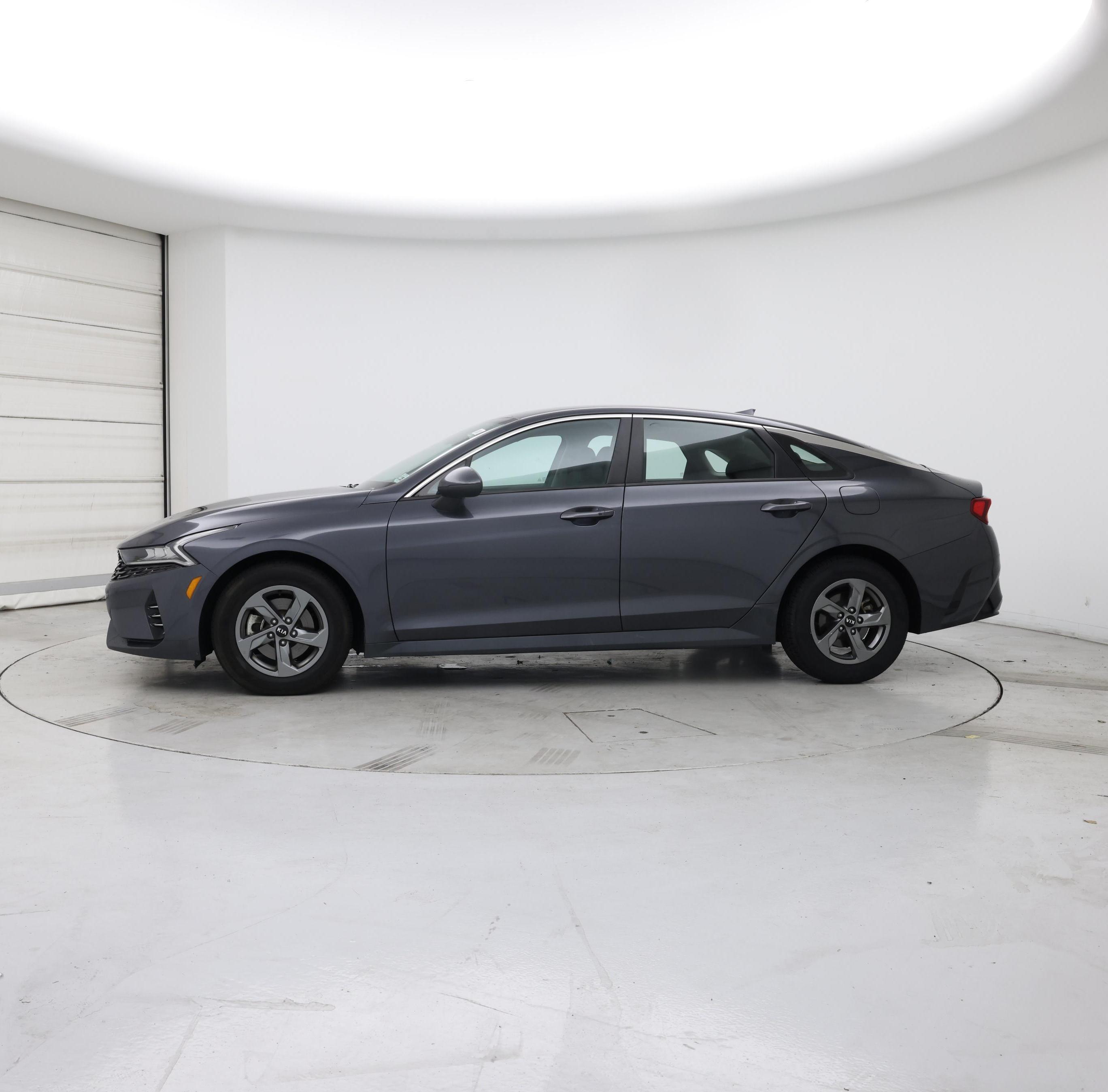 Thumbnail: 2021 Kia K5 - 3