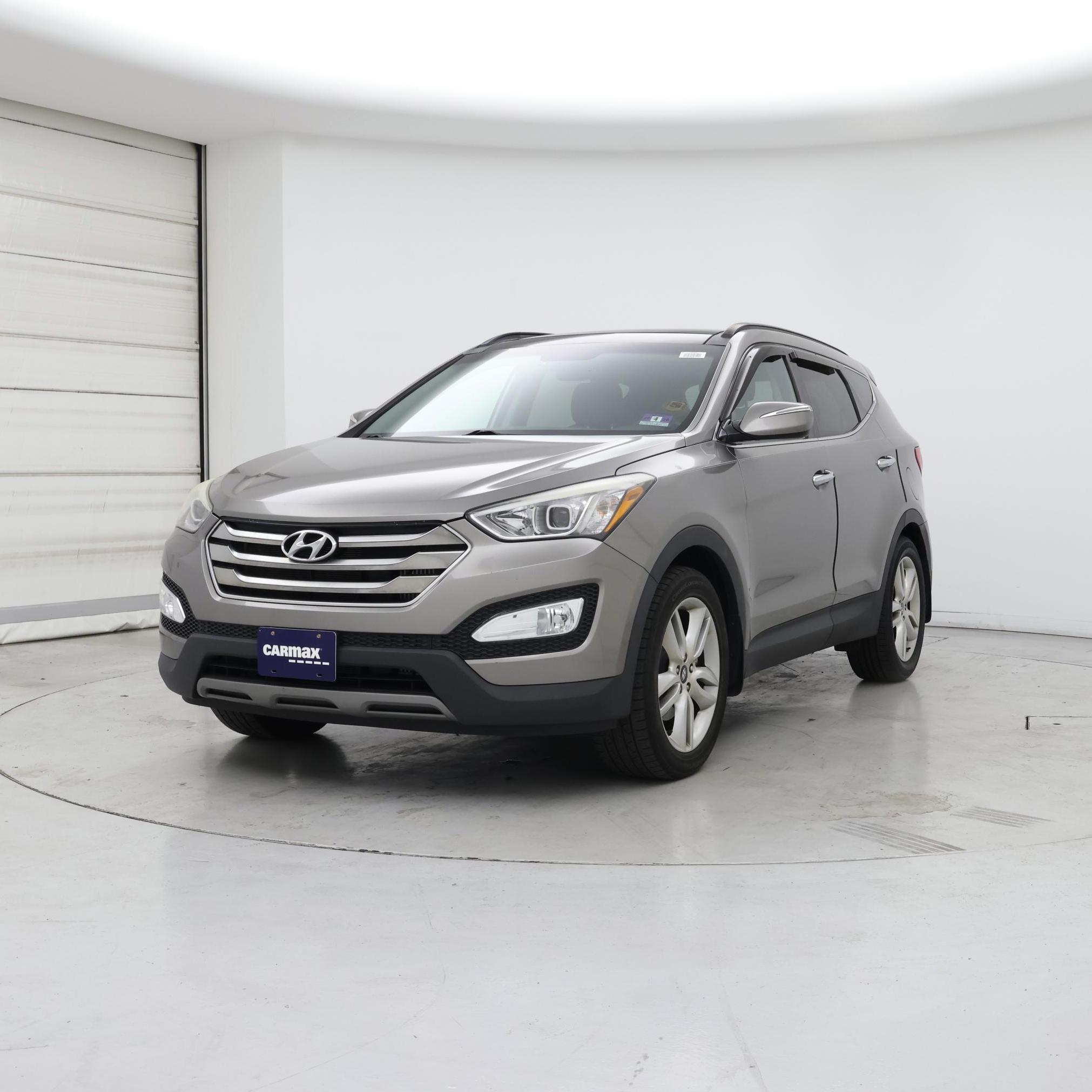 Thumbnail: 2015 Hyundai Santa Fe - 4