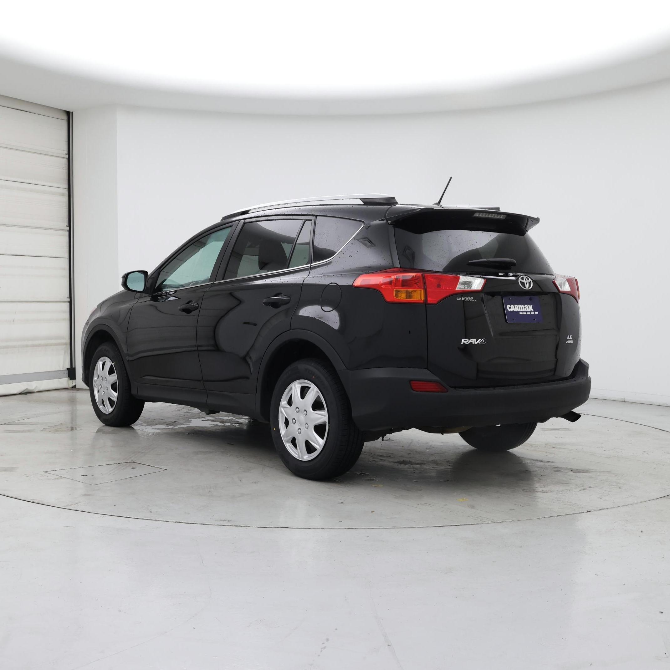 Thumbnail: 2015 Toyota RAV4 - 2