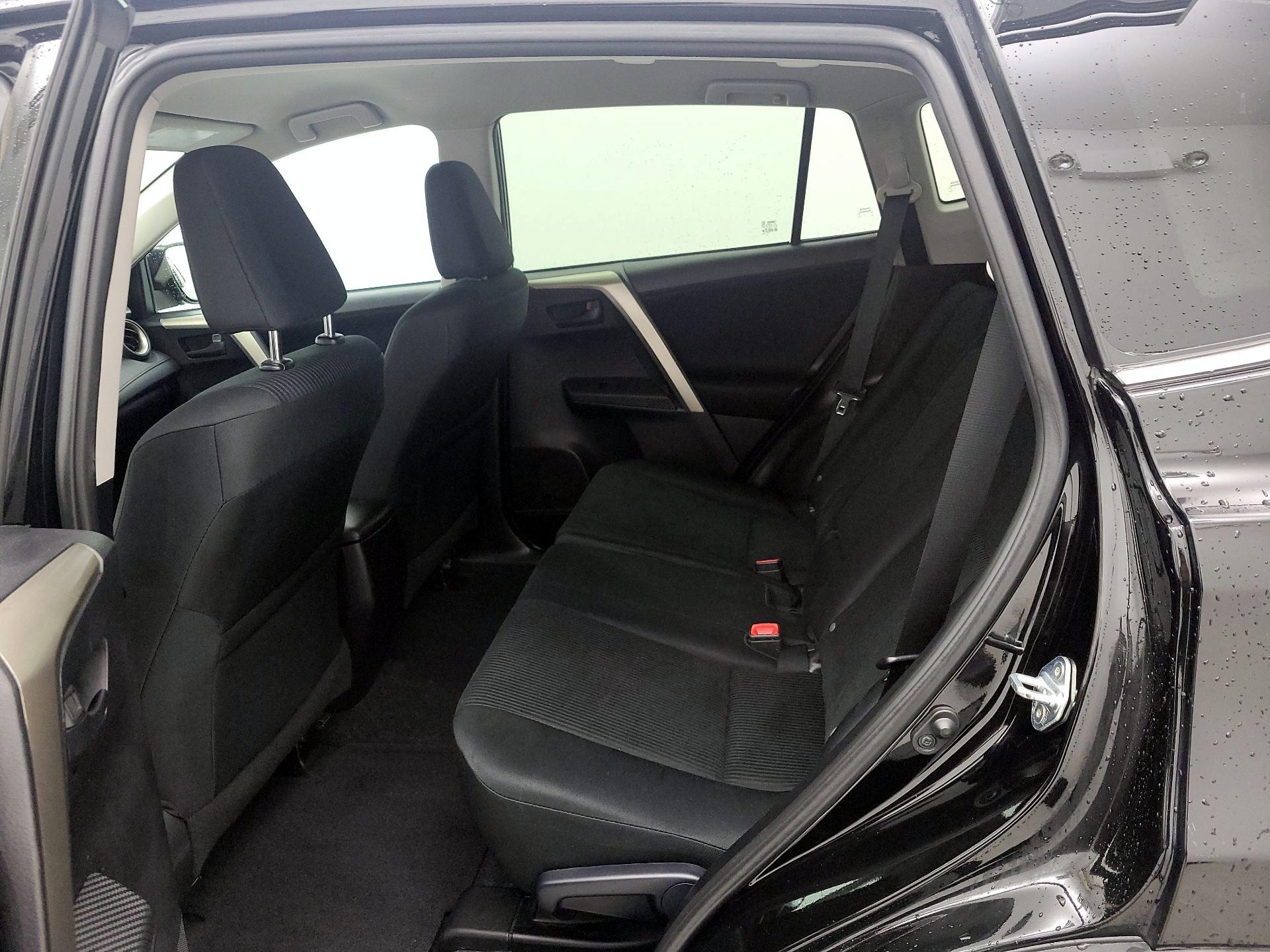 Thumbnail: 2015 Toyota RAV4 - 19