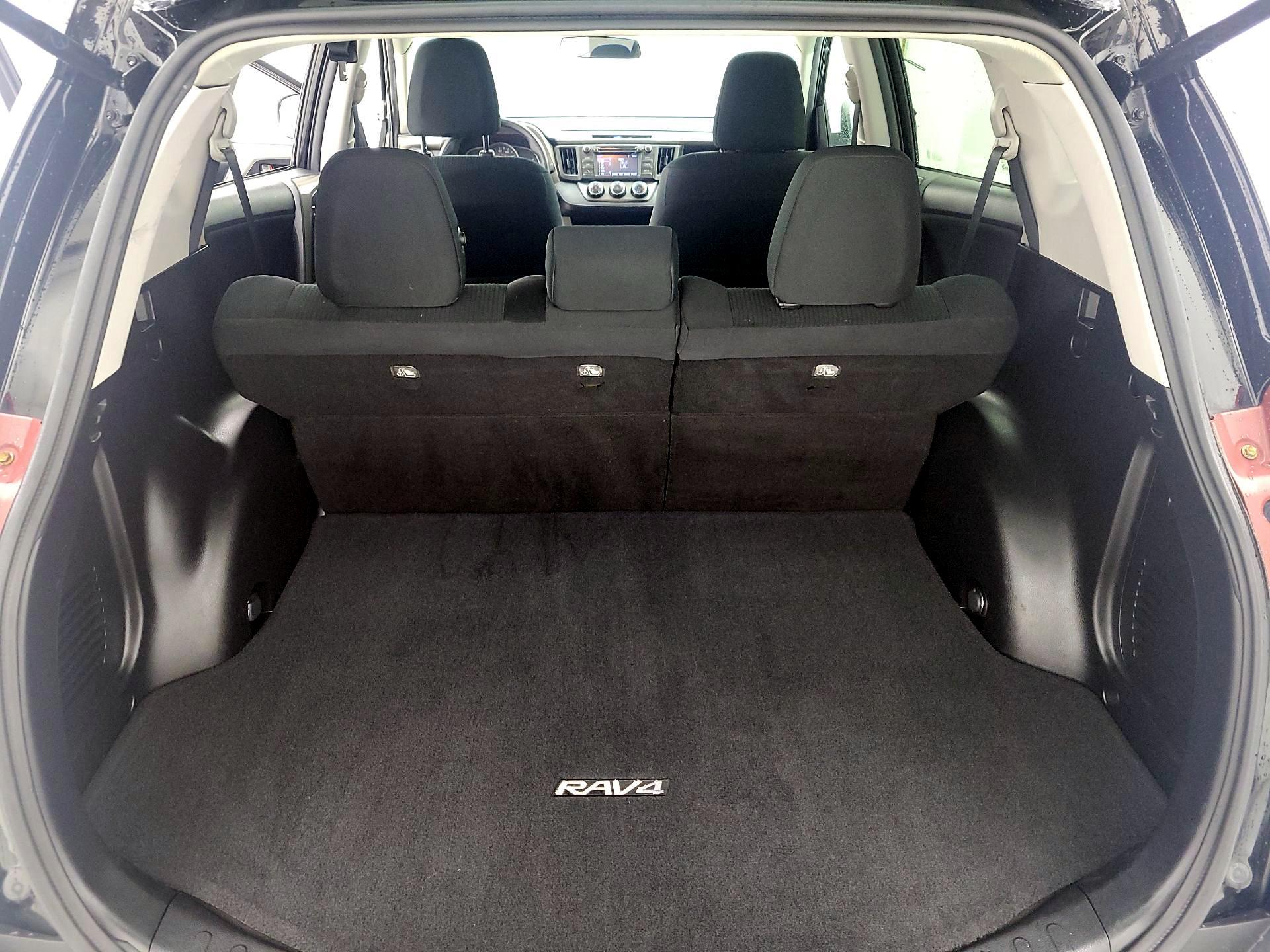 Thumbnail: 2015 Toyota RAV4 - 20