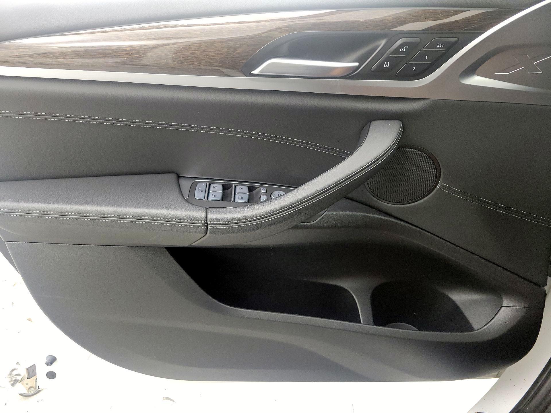 Thumbnail: 2021 BMW X3 - 12