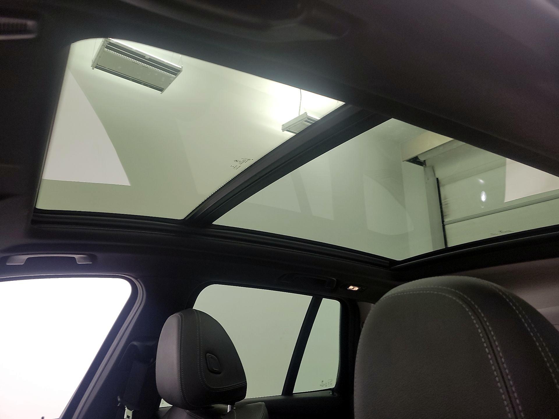 Thumbnail: 2021 BMW X3 - 19