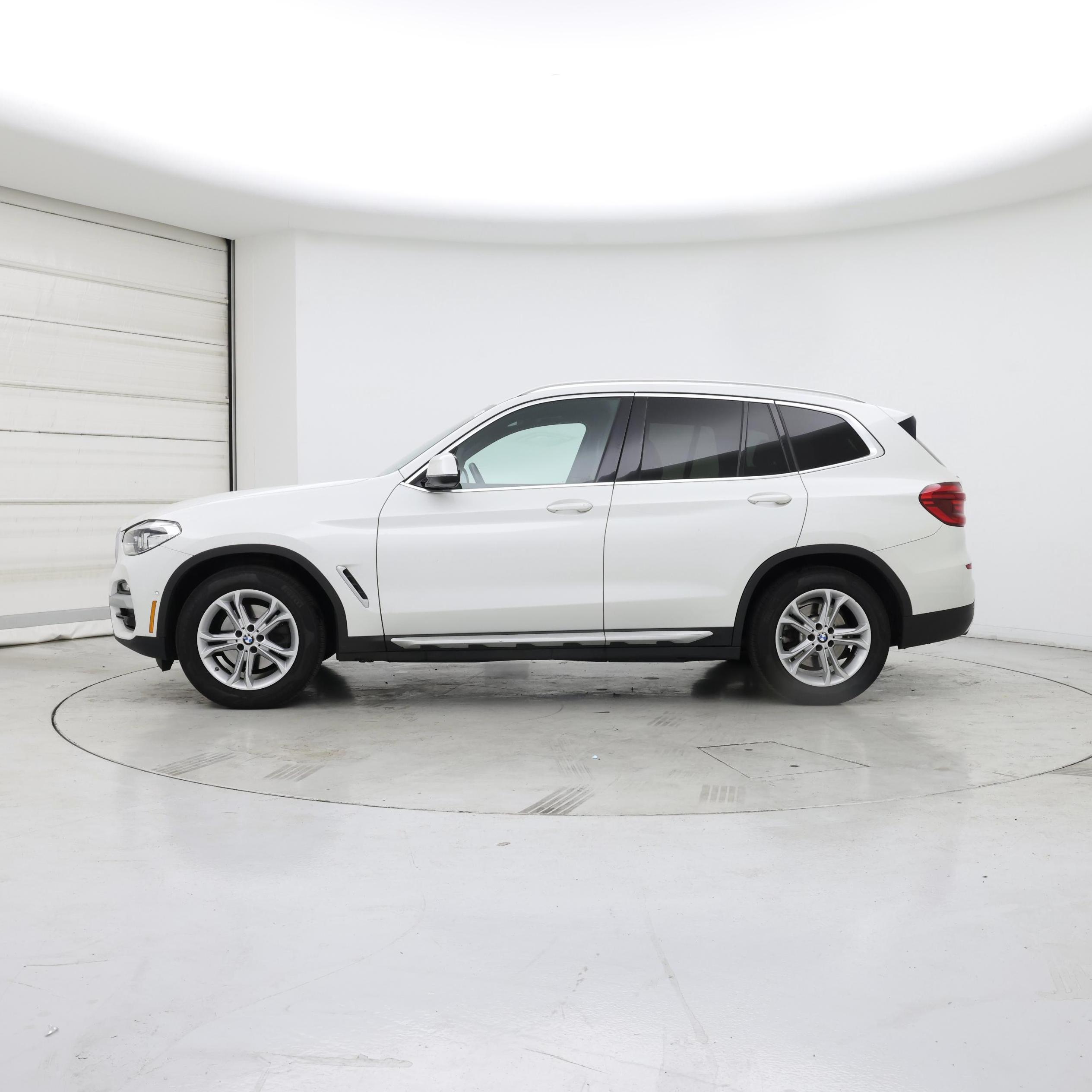 Thumbnail: 2021 BMW X3 - 3