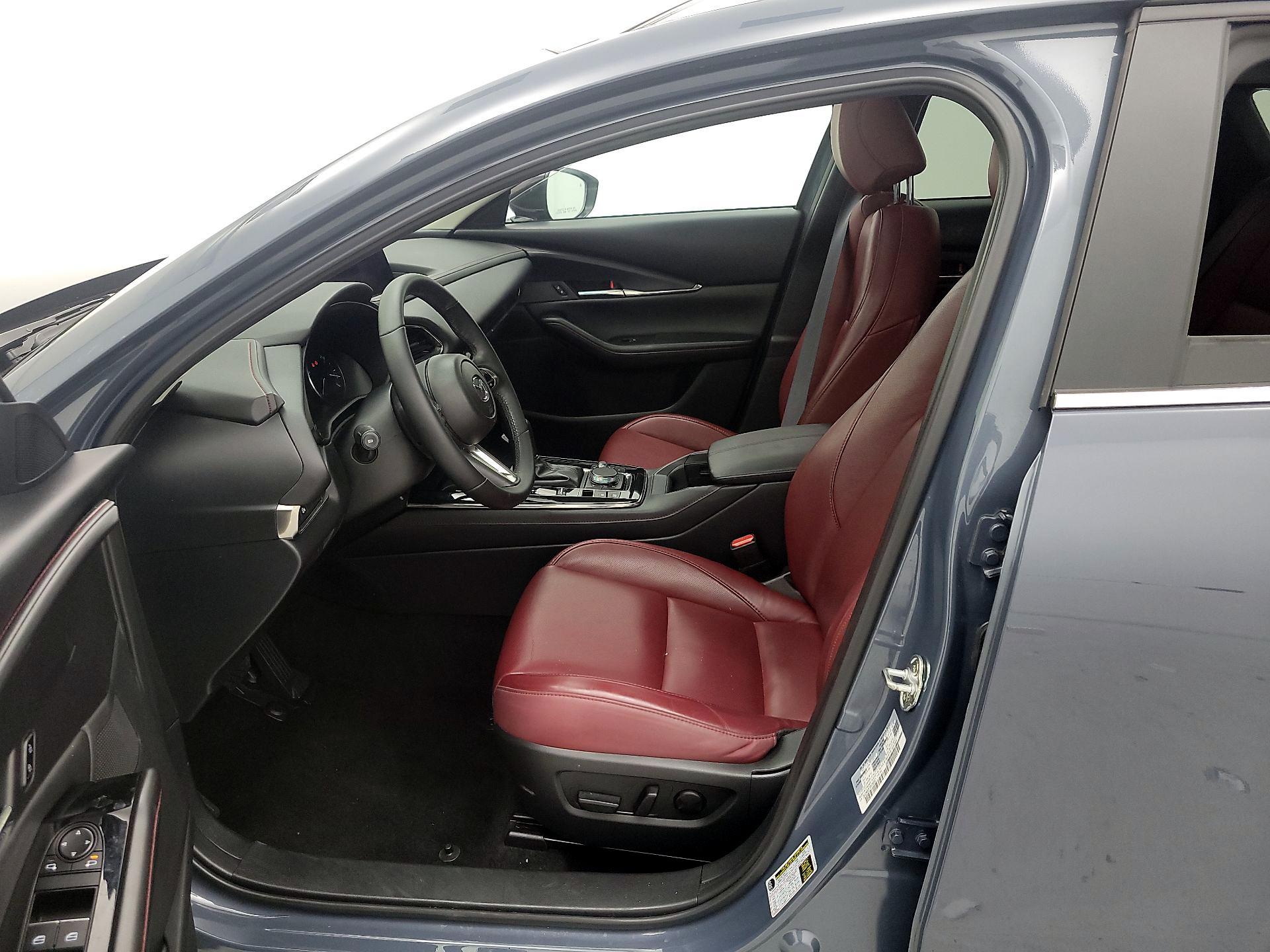 Thumbnail: 2025 Mazda CX-30 - 11