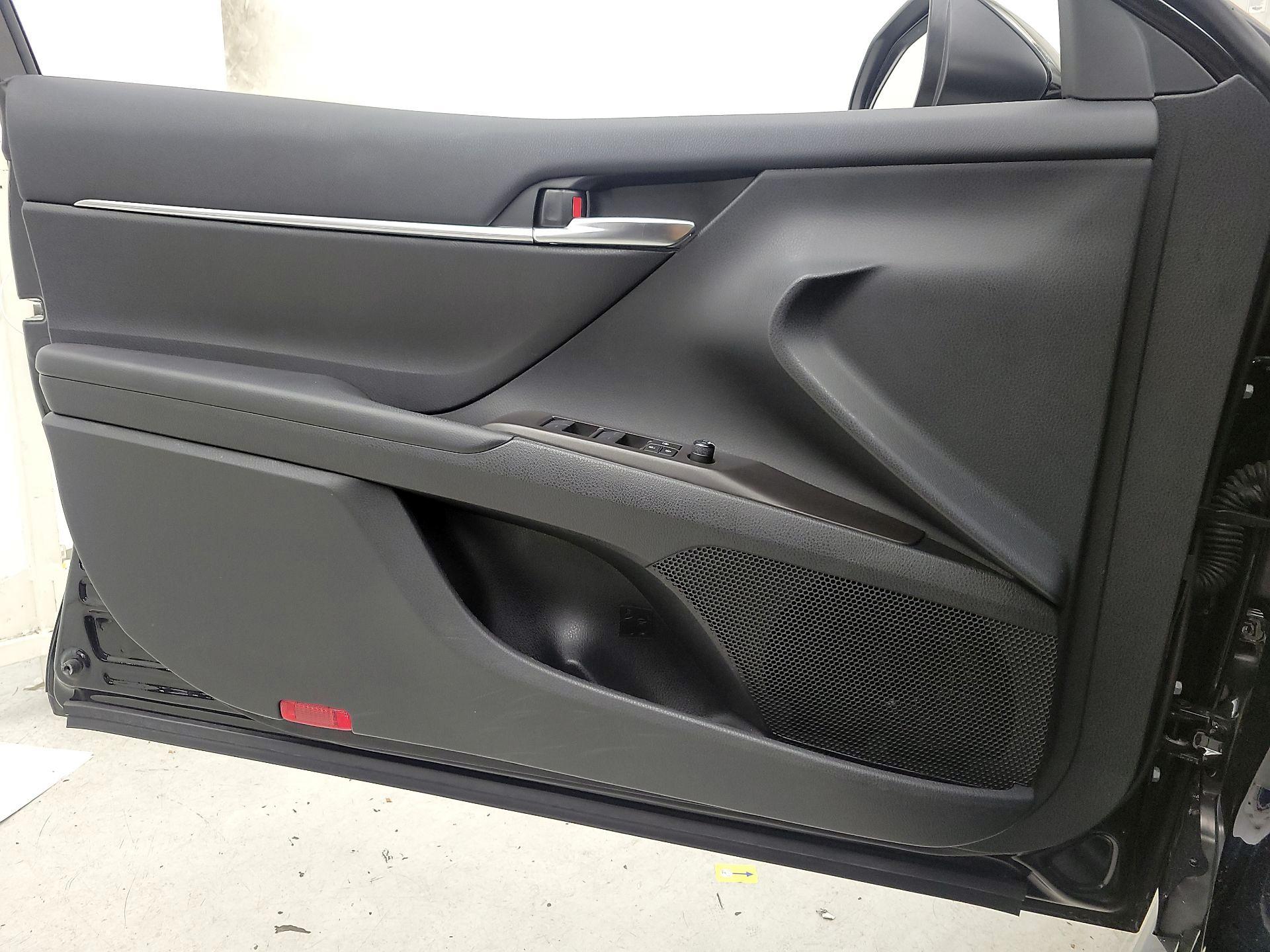 Thumbnail: 2024 Toyota Camry - 12