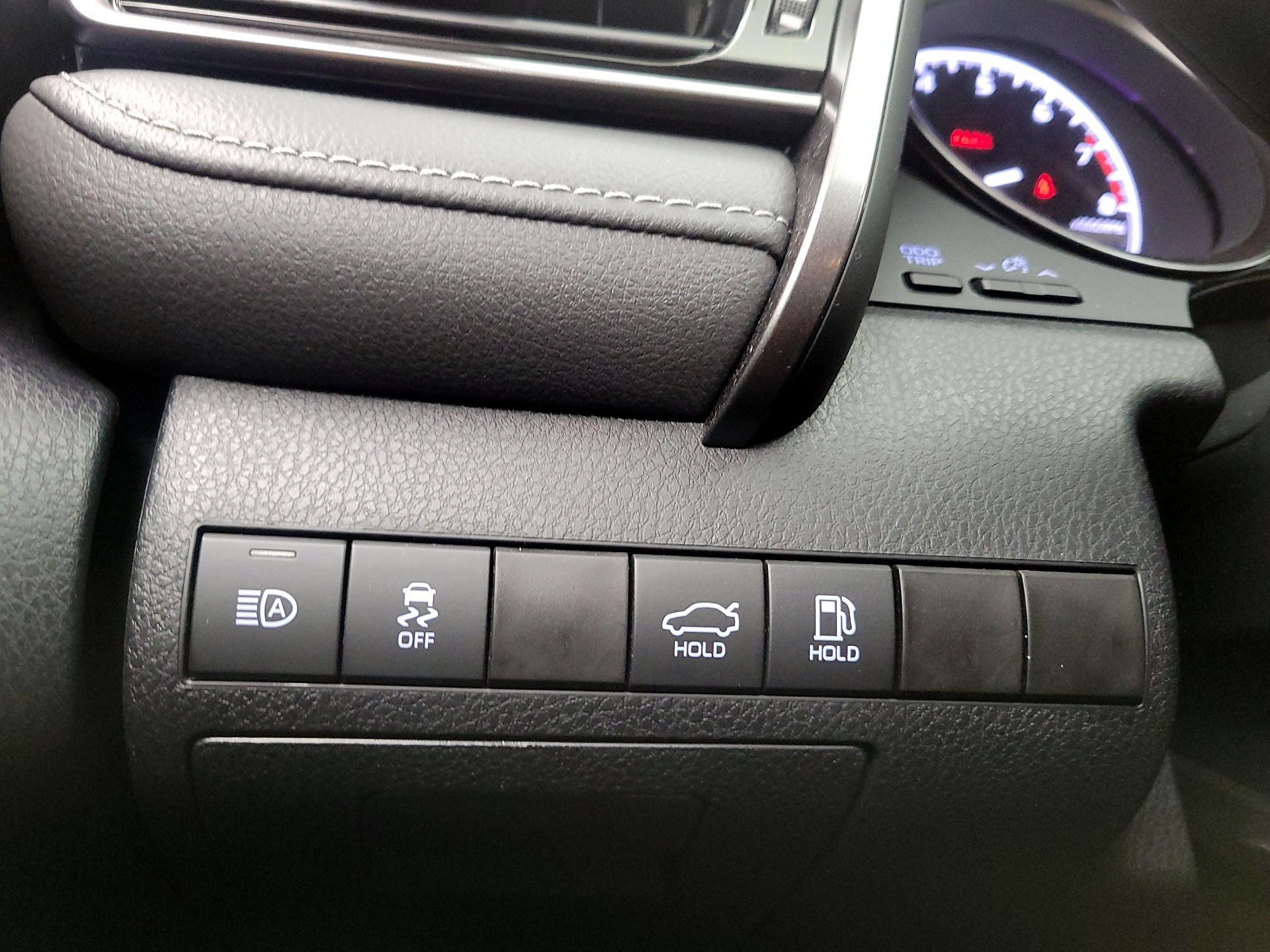 Thumbnail: 2024 Toyota Camry - 13