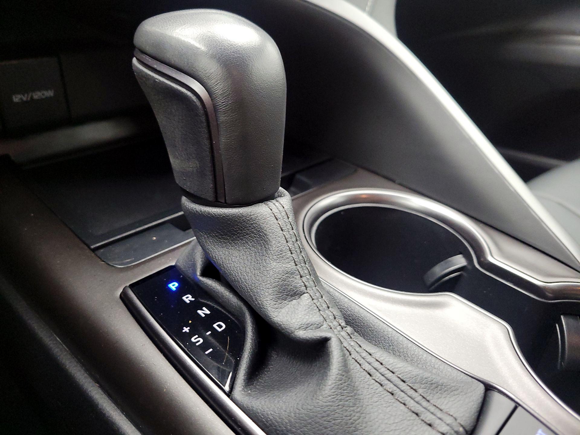 Thumbnail: 2024 Toyota Camry - 17