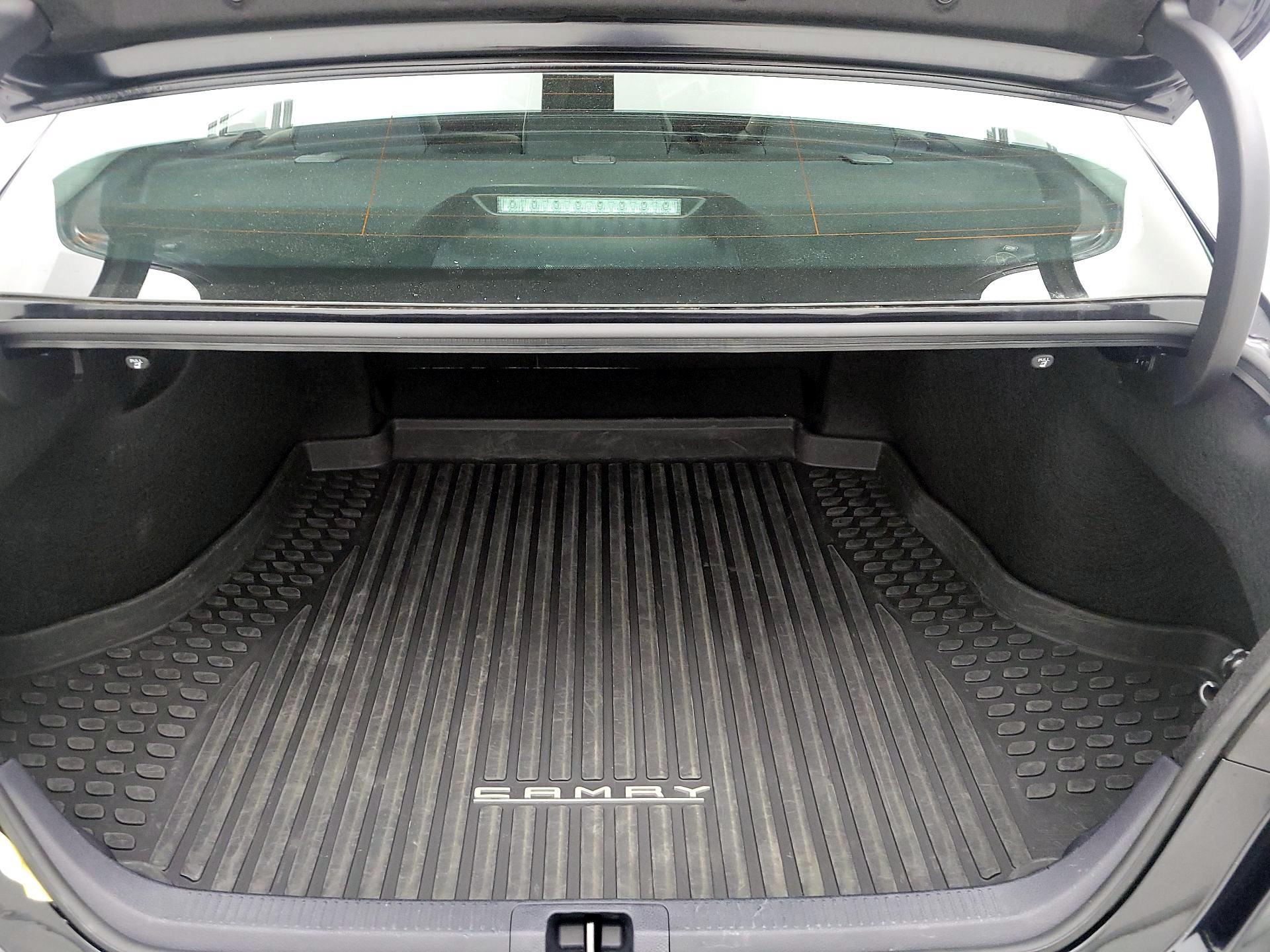 Thumbnail: 2024 Toyota Camry - 20