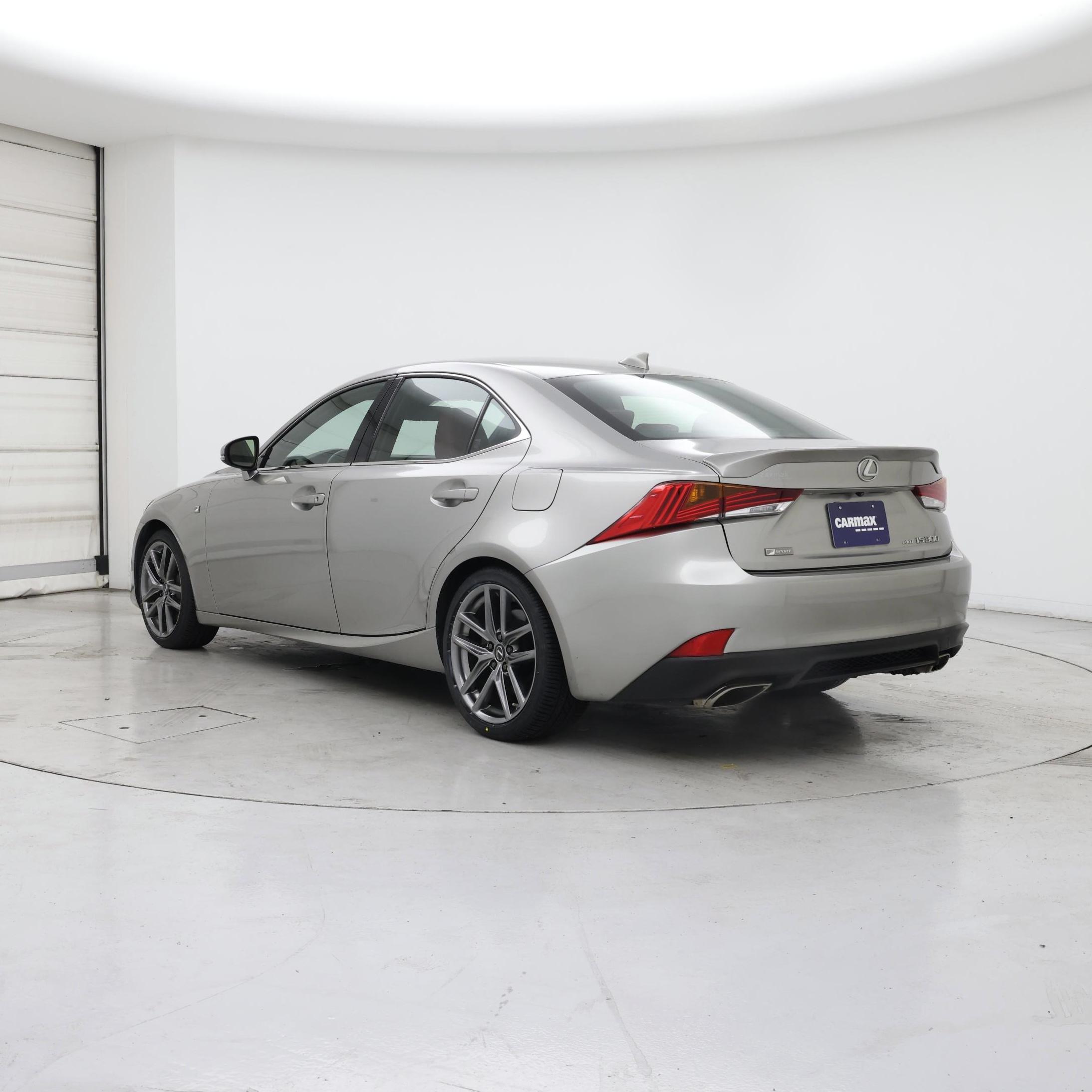 Thumbnail: 2019 Lexus IS - 2