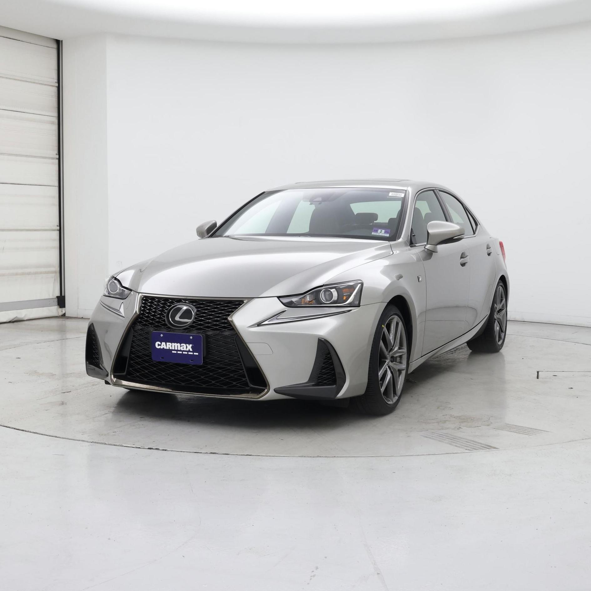 Thumbnail: 2019 Lexus IS - 4