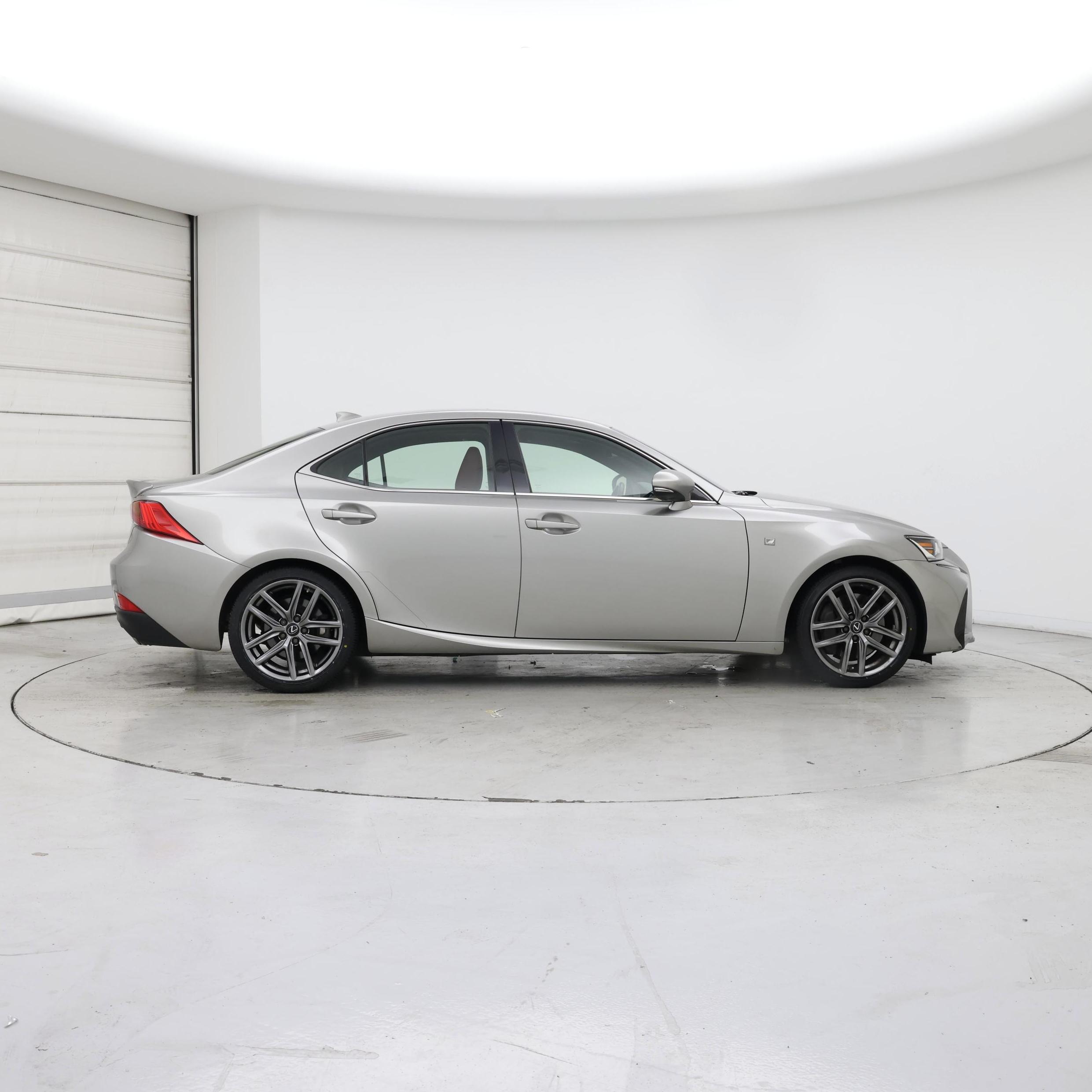 Thumbnail: 2019 Lexus IS - 7