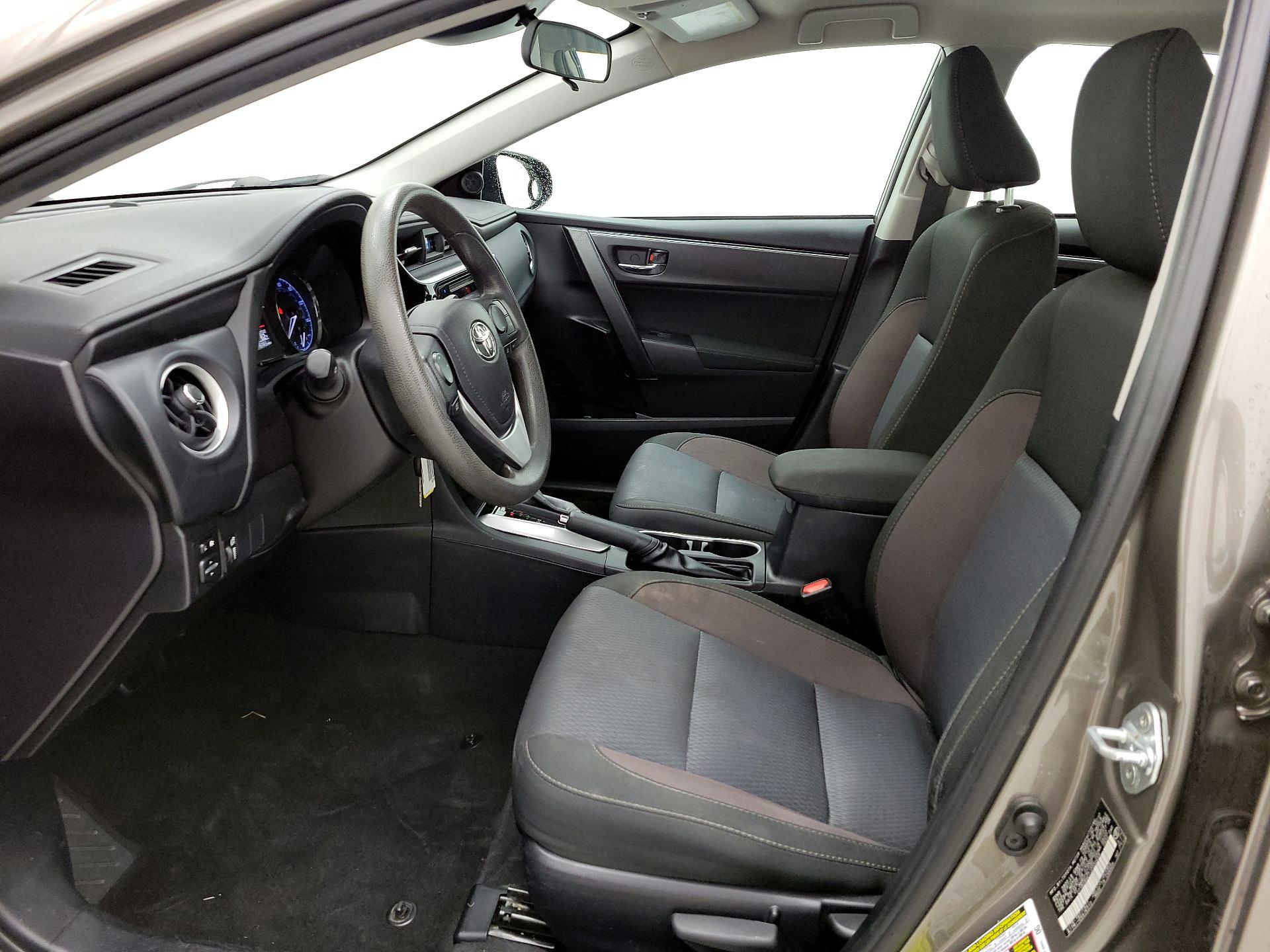 Thumbnail: 2018 Toyota Corolla - 11