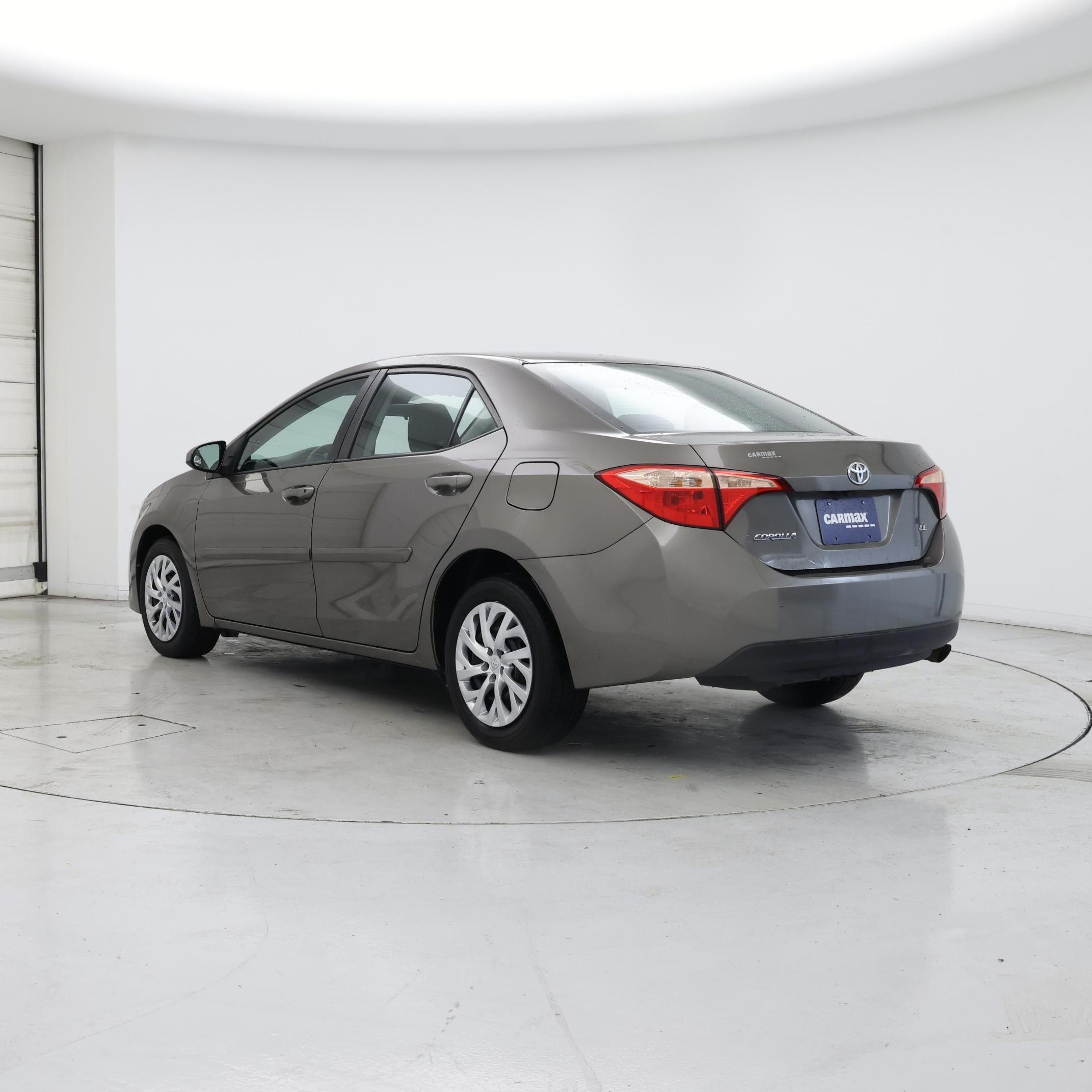 Thumbnail: 2018 Toyota Corolla - 2