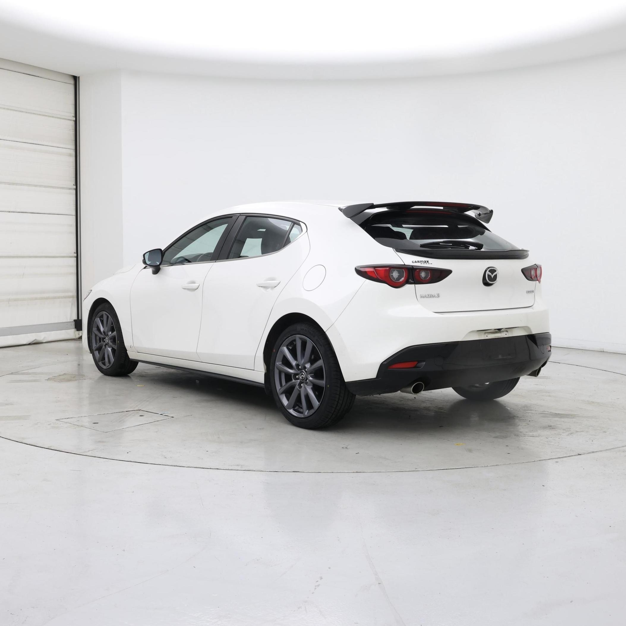 Thumbnail: 2022 Mazda Mazda3 - 2