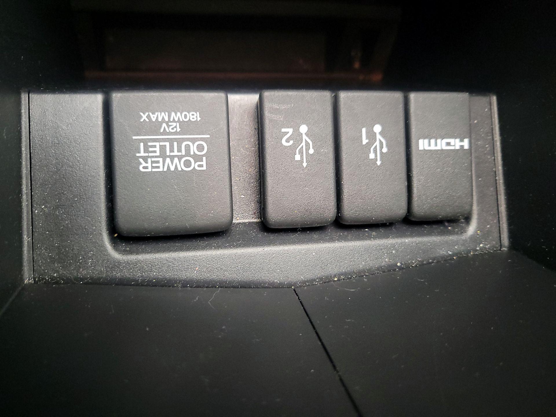 Thumbnail: 2016 Honda CR-V - 18