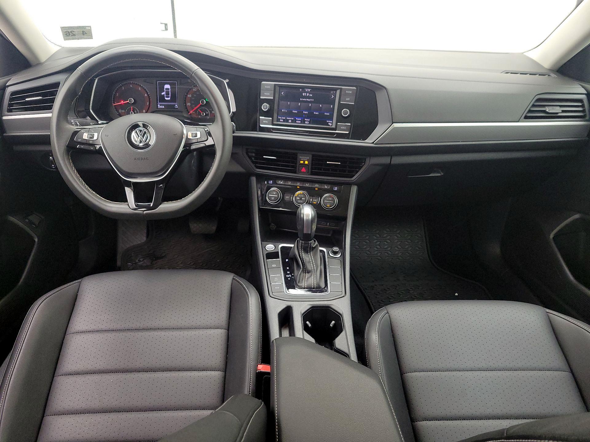 Thumbnail: 2021 Volkswagen Jetta - 9