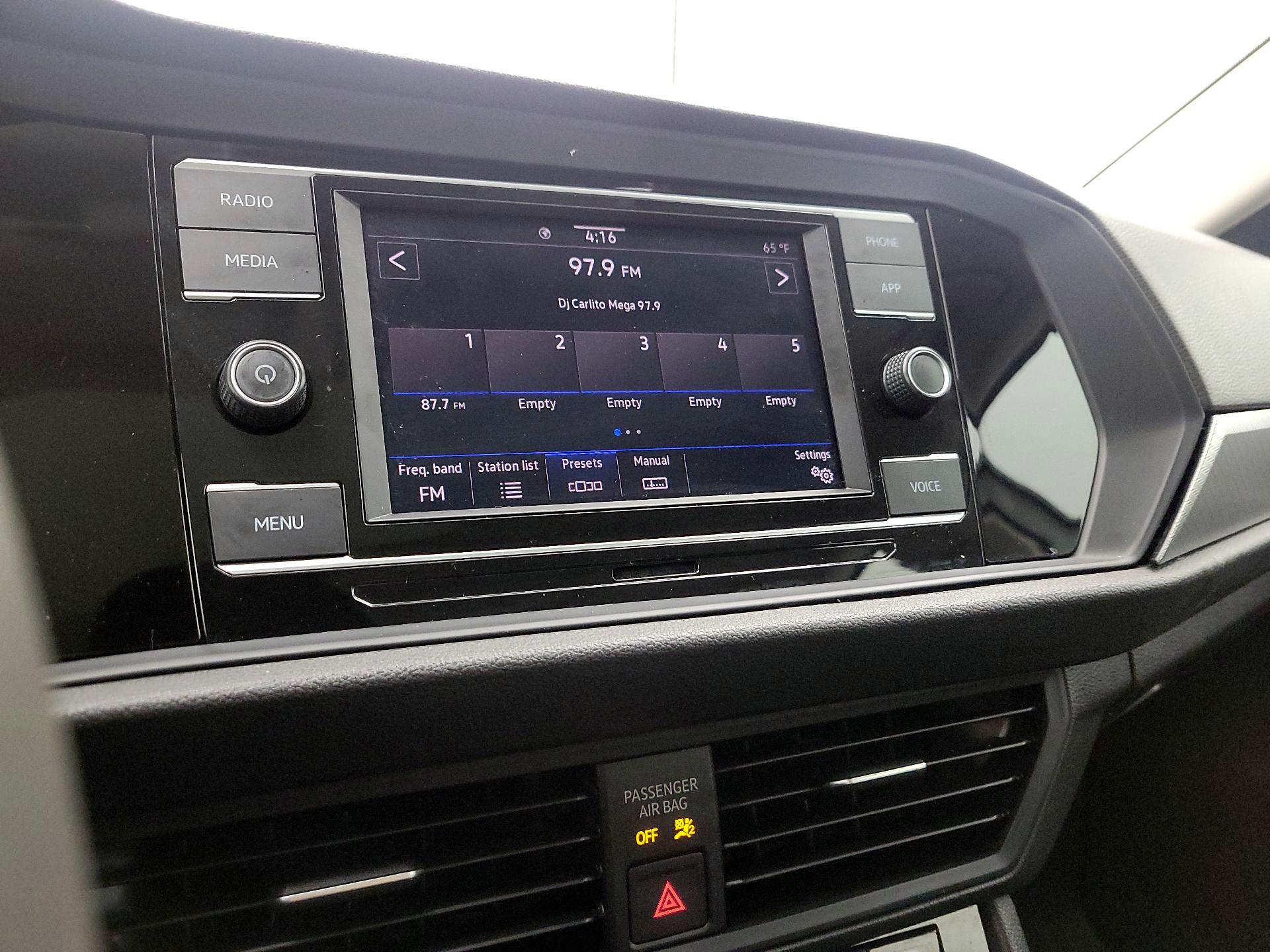 Thumbnail: 2021 Volkswagen Jetta - 15