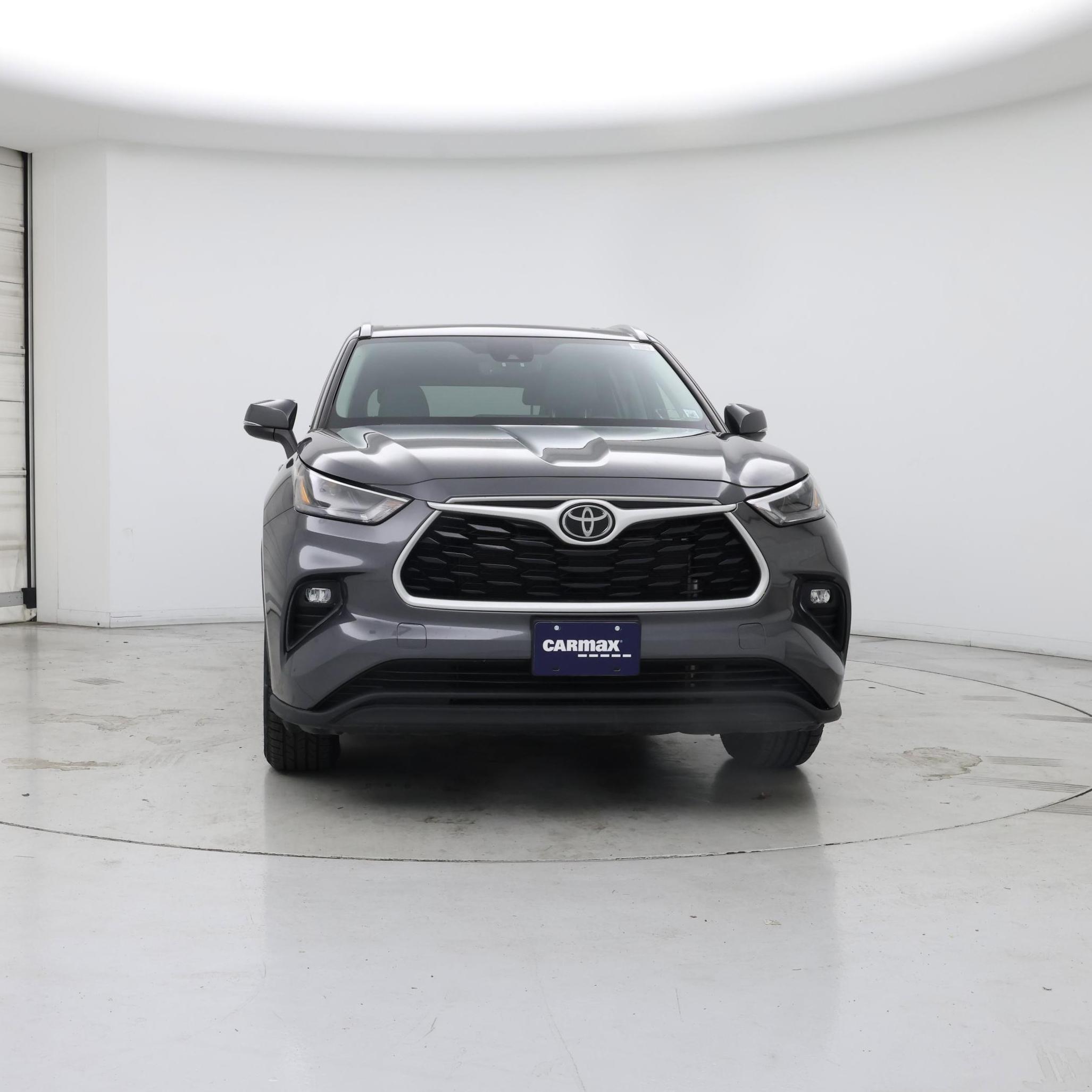 Thumbnail: 2022 Toyota Highlander - 5