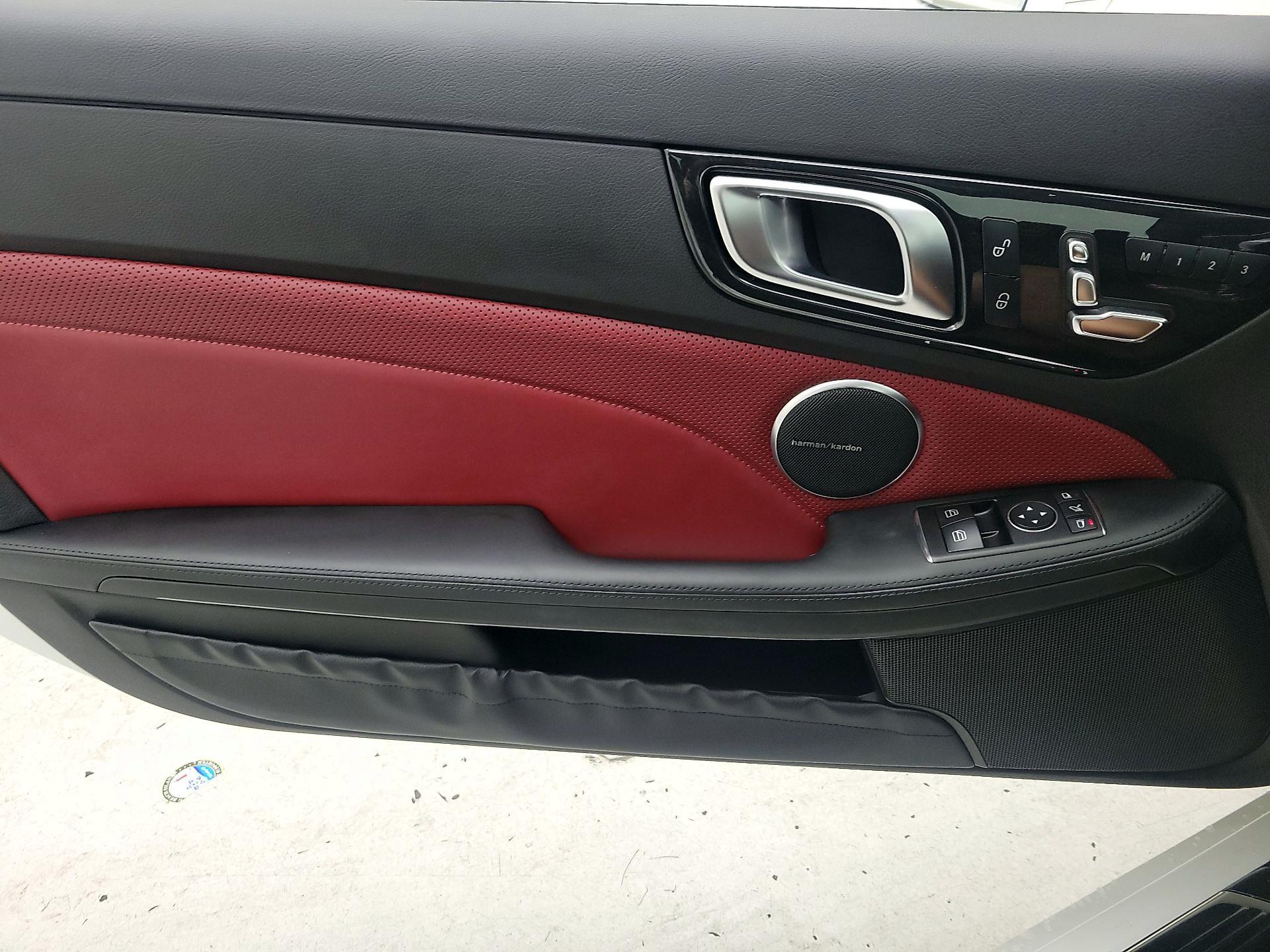 Thumbnail: 2018 Mercedes-Benz SLC - 12