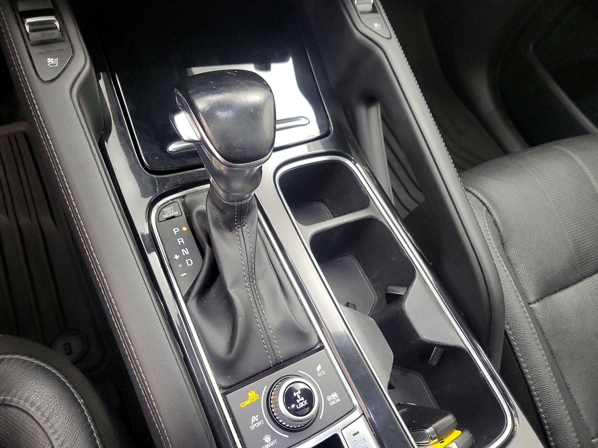 Thumbnail: 2020 Kia Telluride - 17