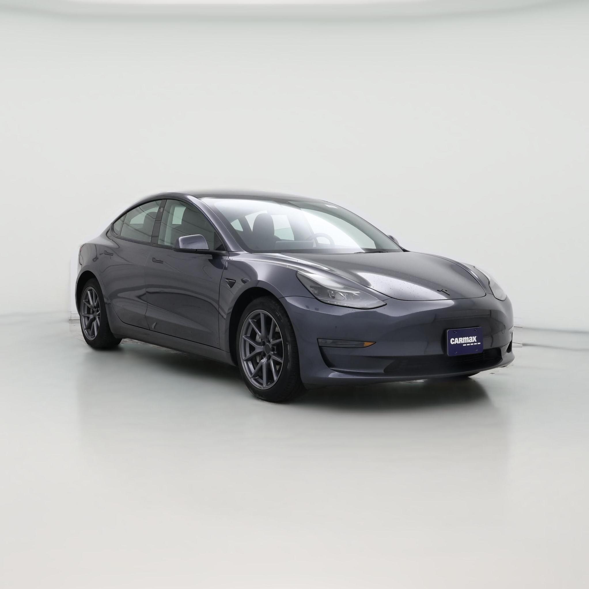 Thumbnail: 2023 Tesla Model 3 - 1